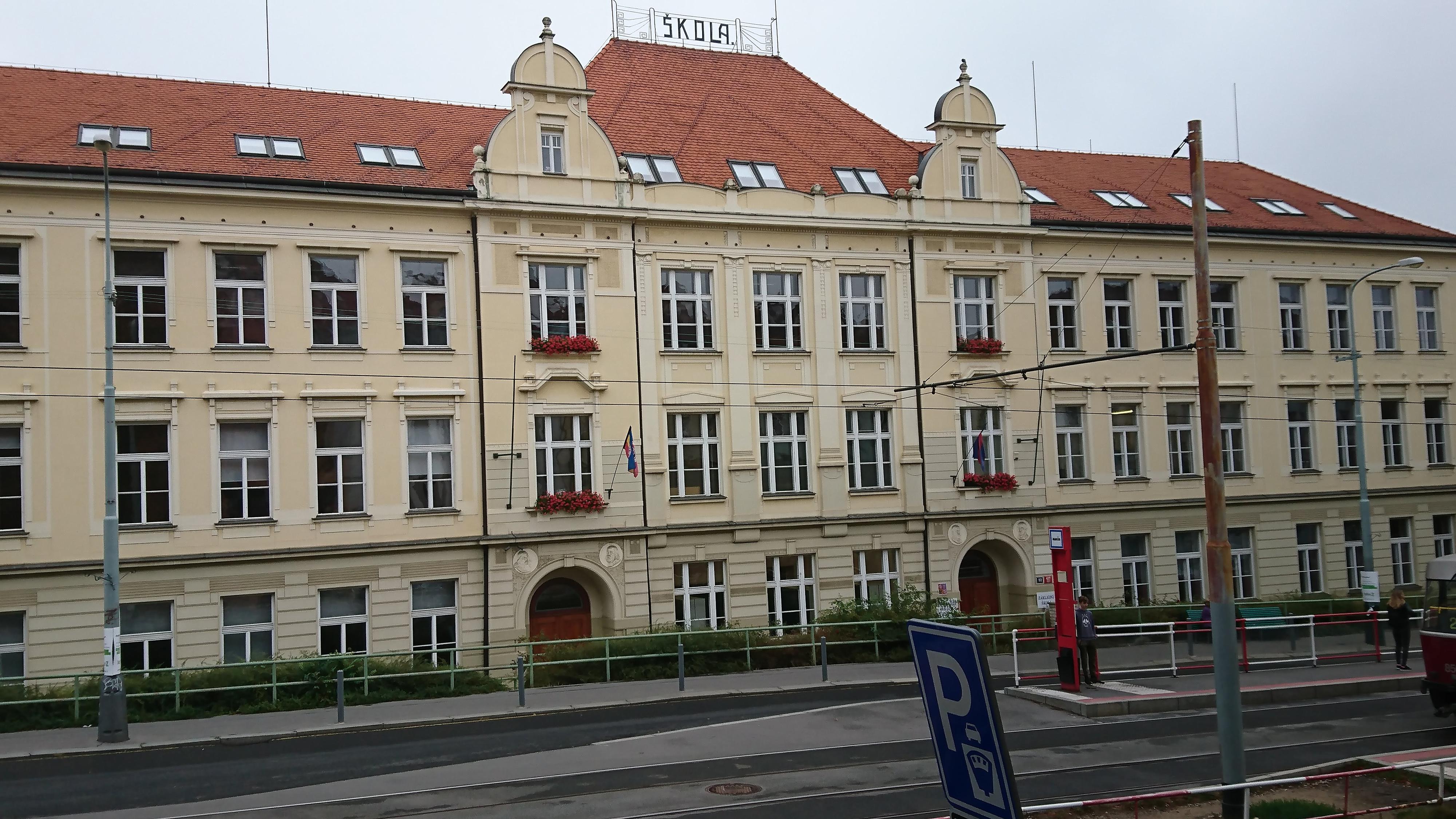 ZŠ Marjánka, Praha 6 foto 3