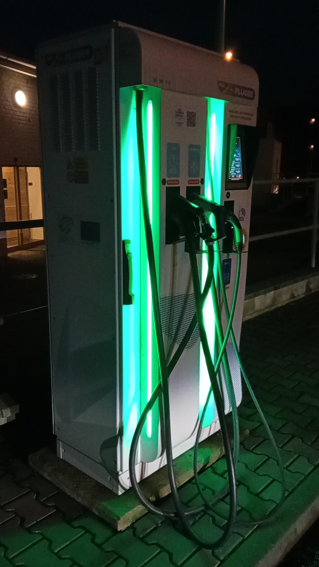 MOL - Nabíjecí stanice foto 3