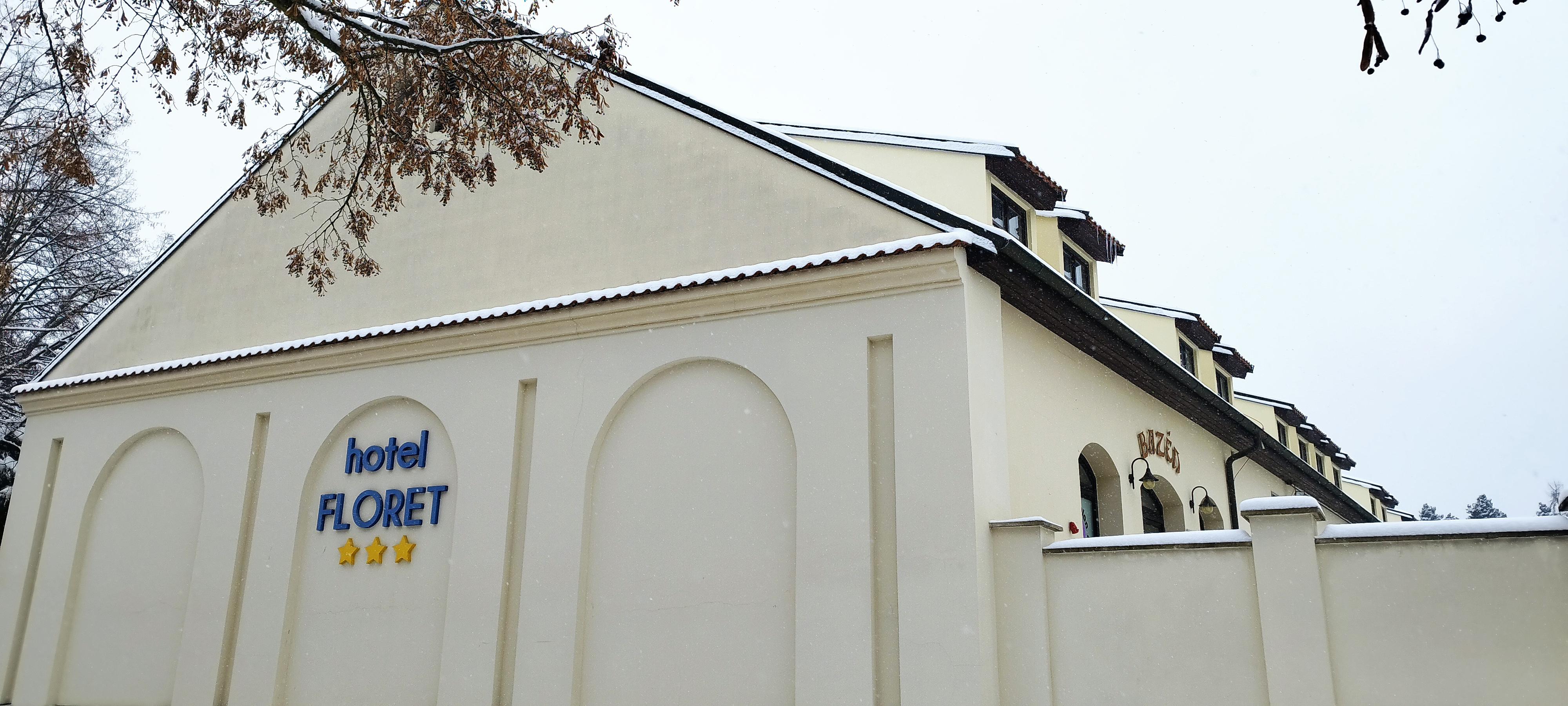 Bazén Hotel Floret foto 2