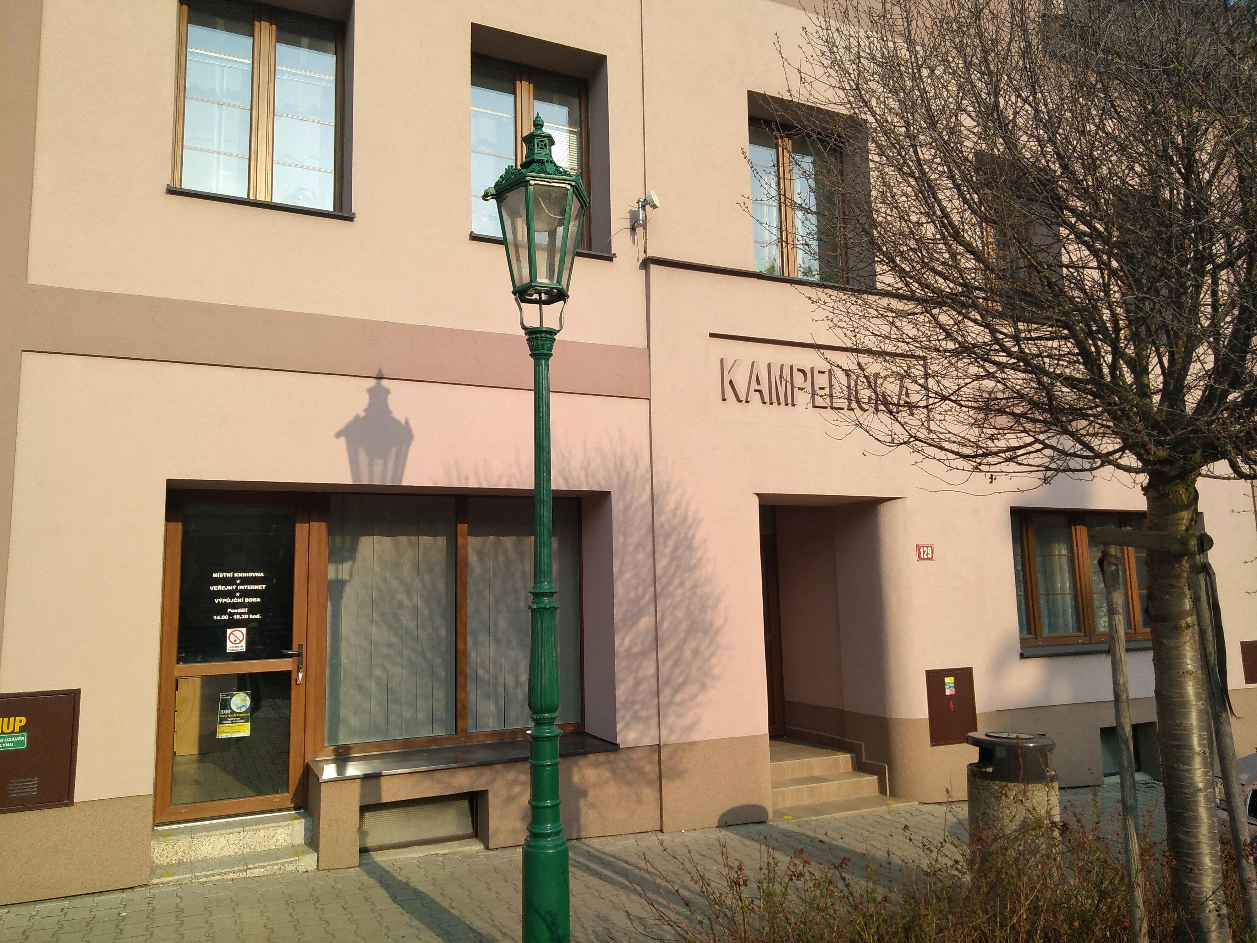 Obecní knihovna Třebívlice