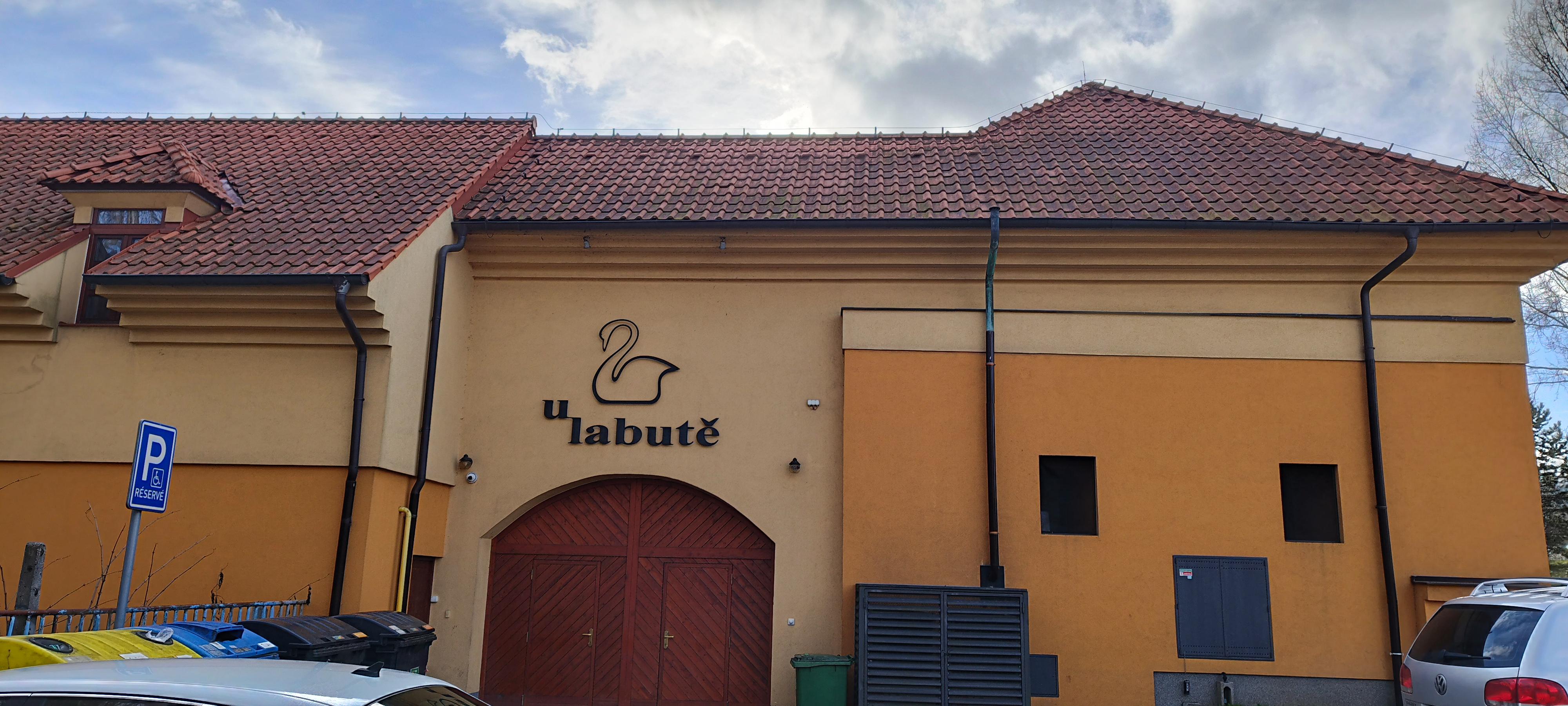 Restaurace U labutě foto 4