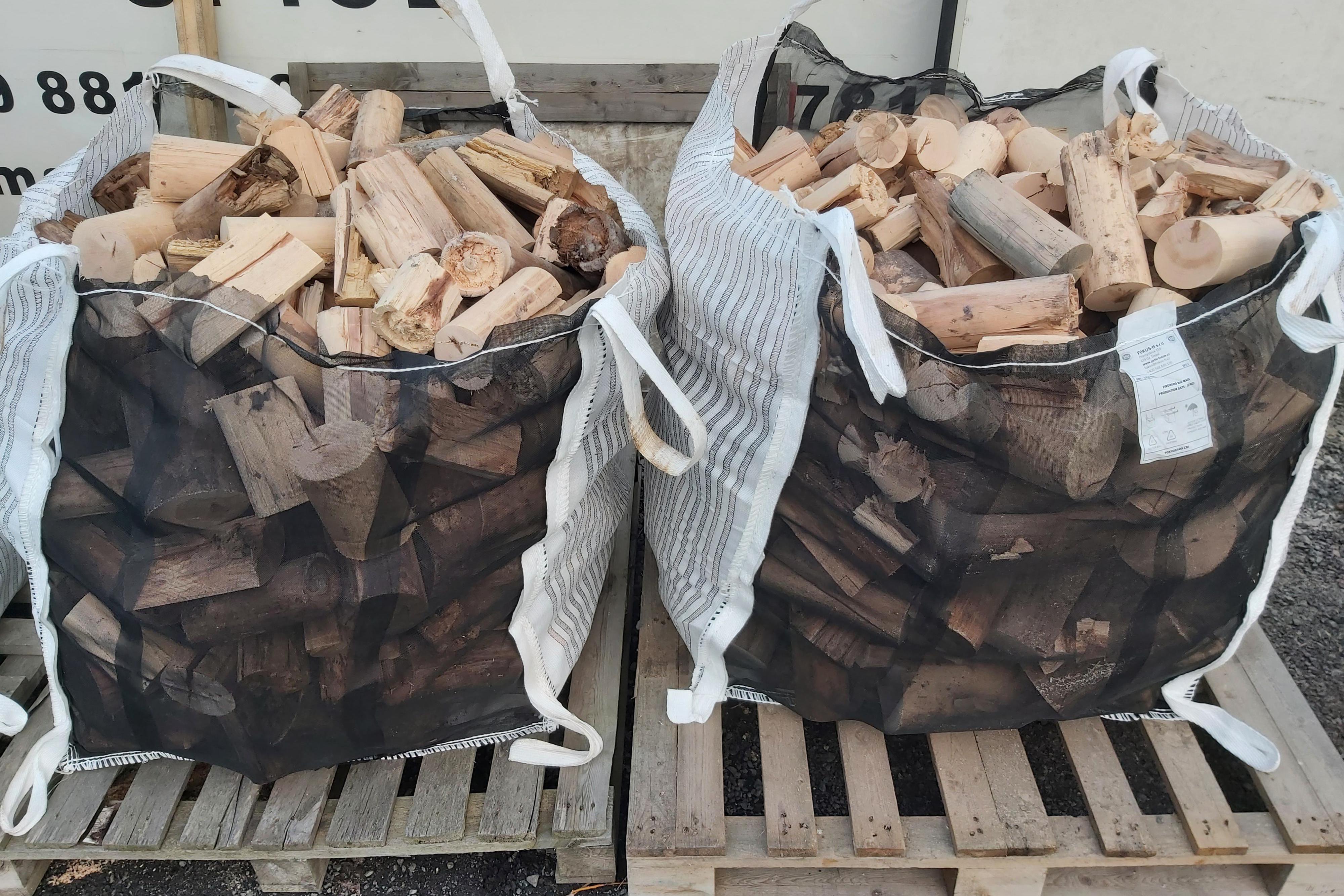 Prodám tvrdé palivové dřevo bukové středy 1x Žok..