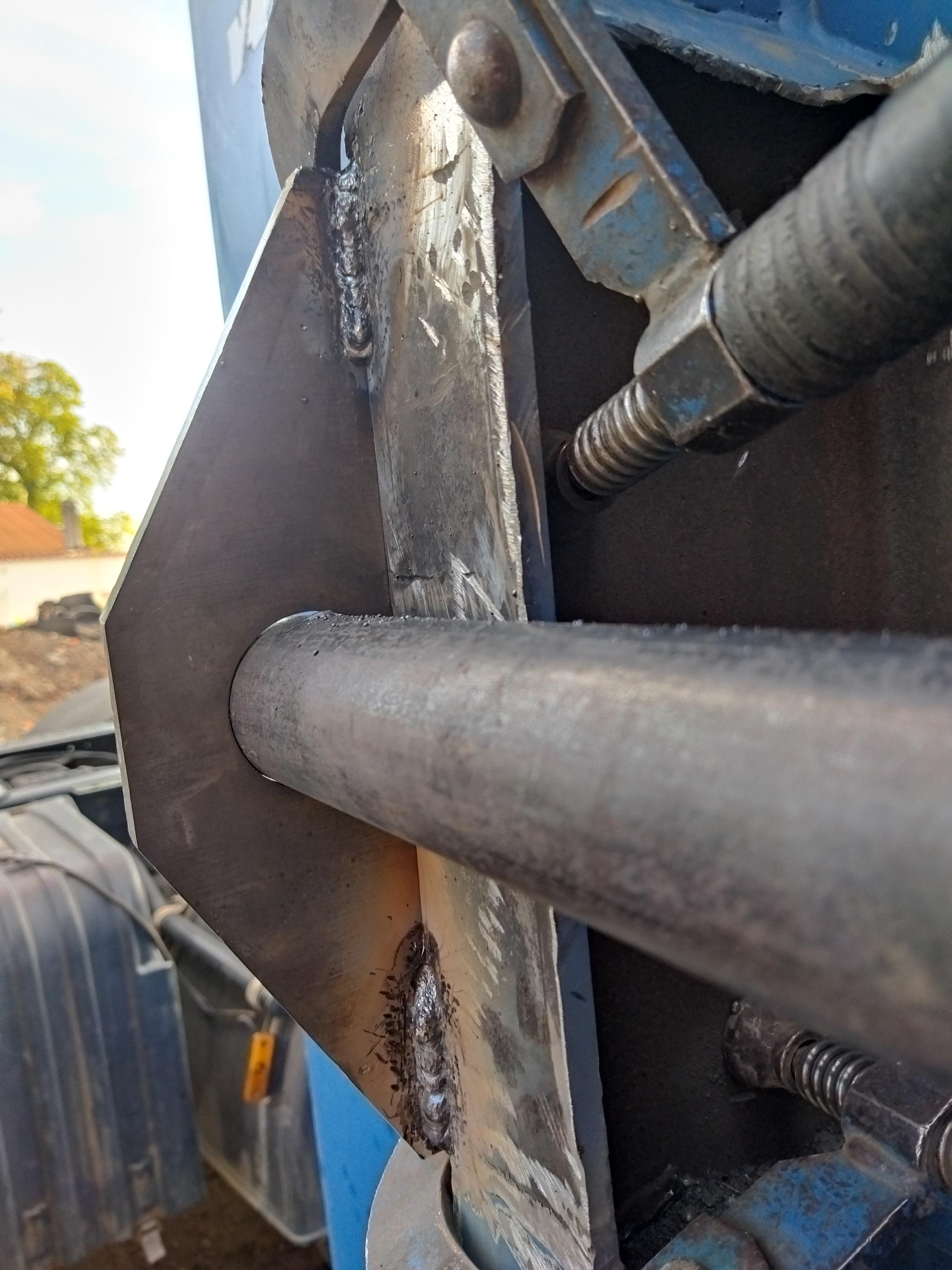 Michal Lalík - Kovovýroba a zámečnické práce foto 4