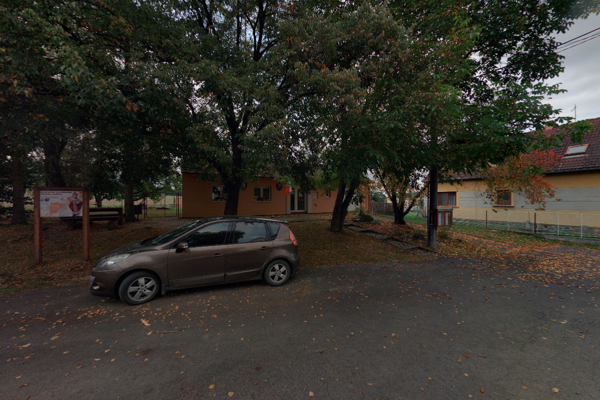 Radkovice - obecní úřad foto 3
