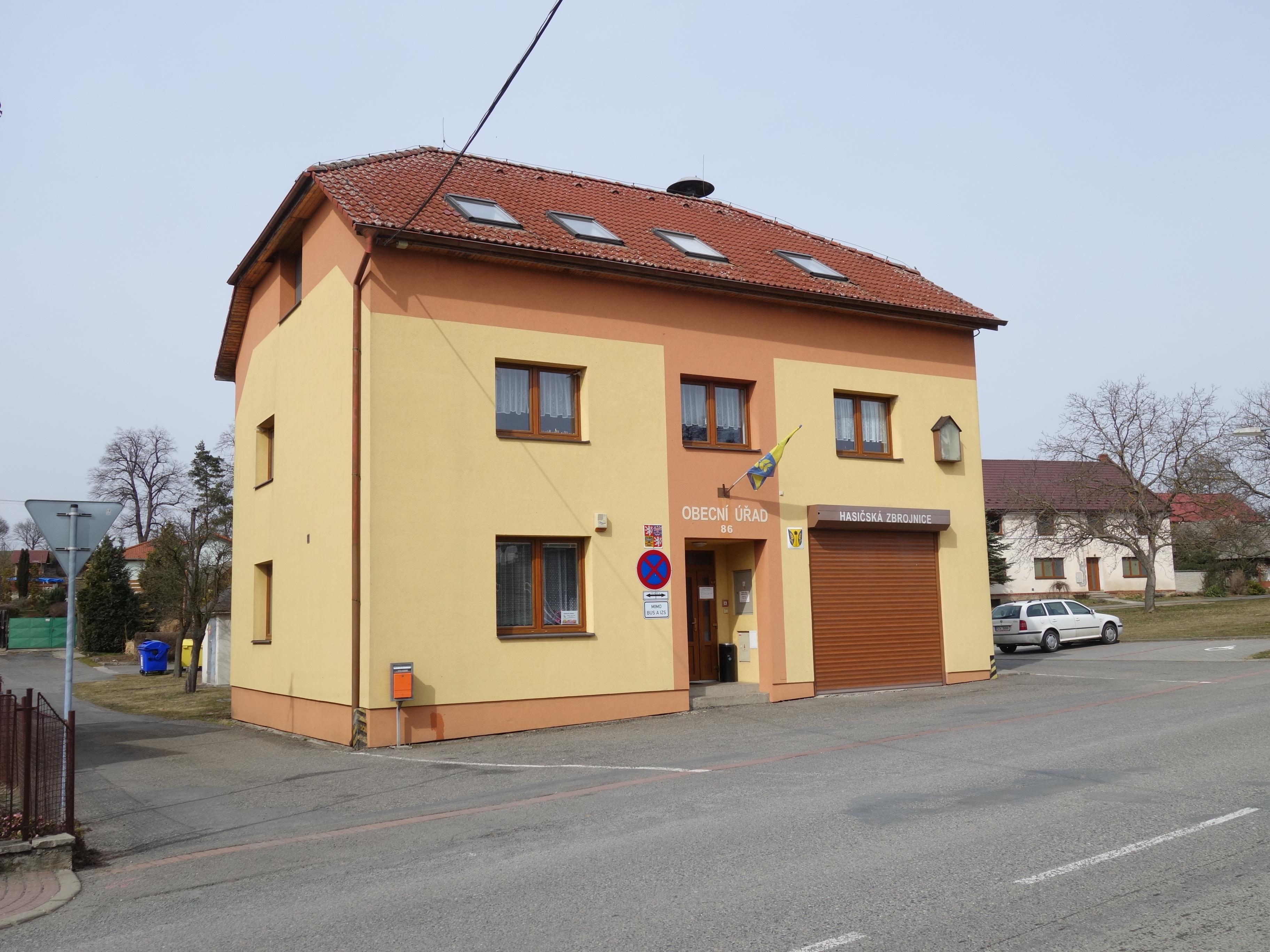 Oldřichovice - obecní úřad foto 3