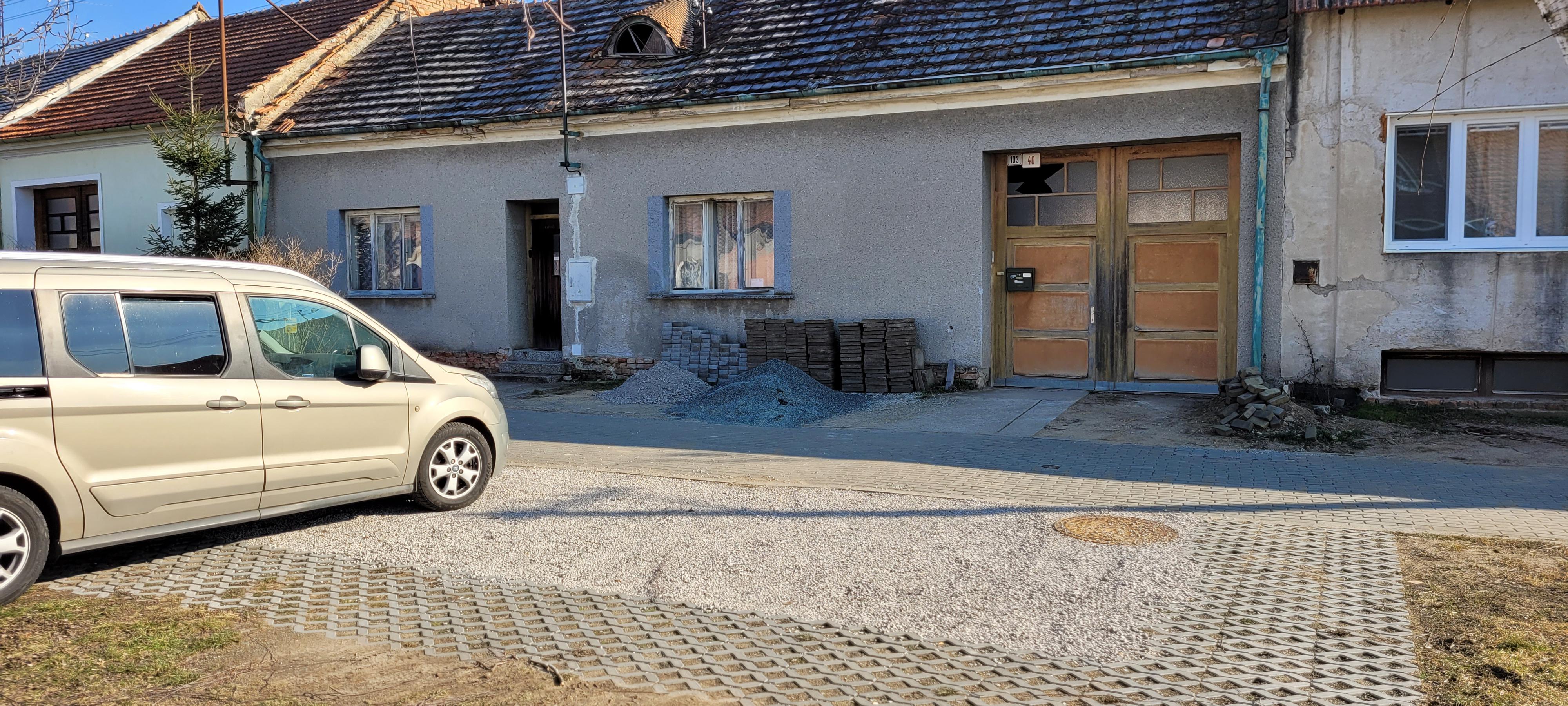 Břetislav Rožnovják - výroba oplechování na střechu foto 2