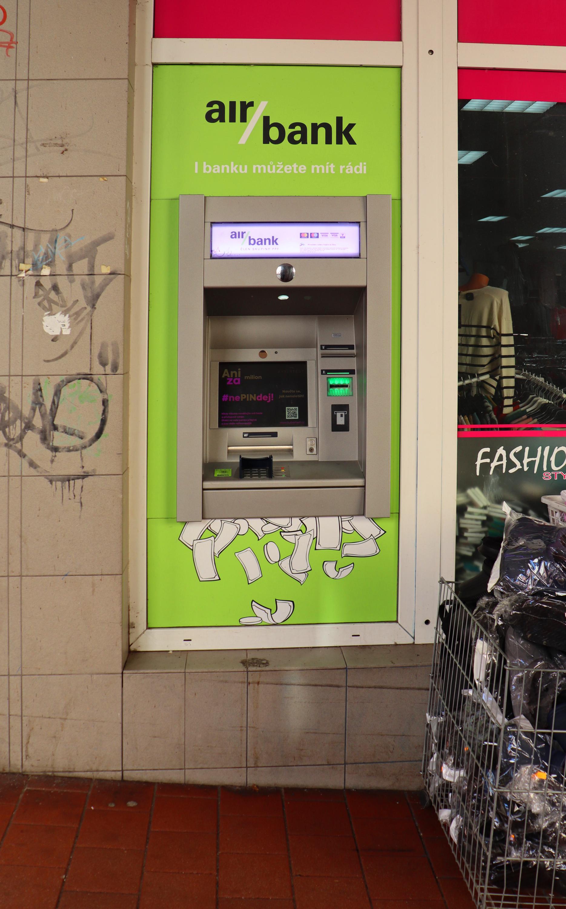 Bankomat Air Bank foto 3