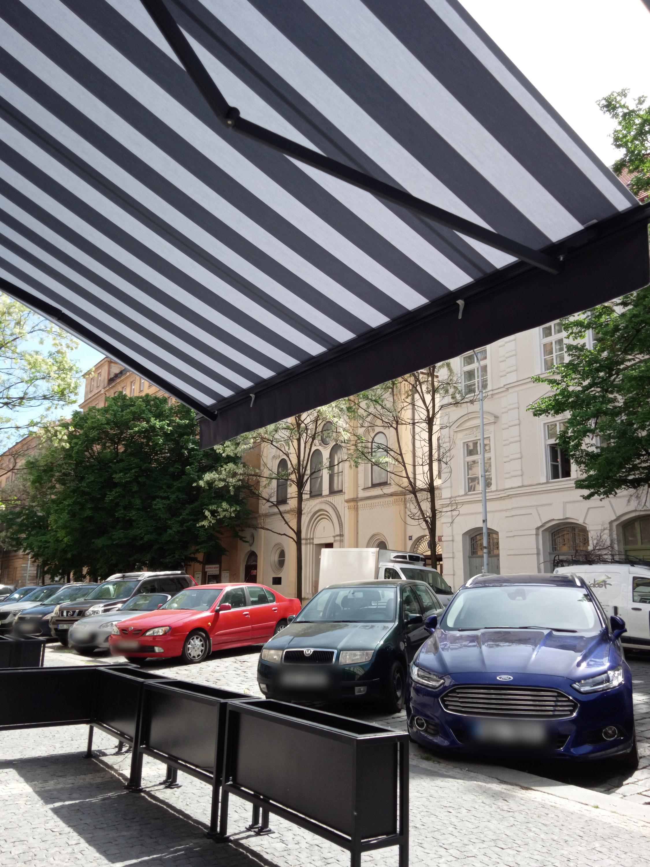 Petr Podzimek - vrata - brány - stínění foto 4