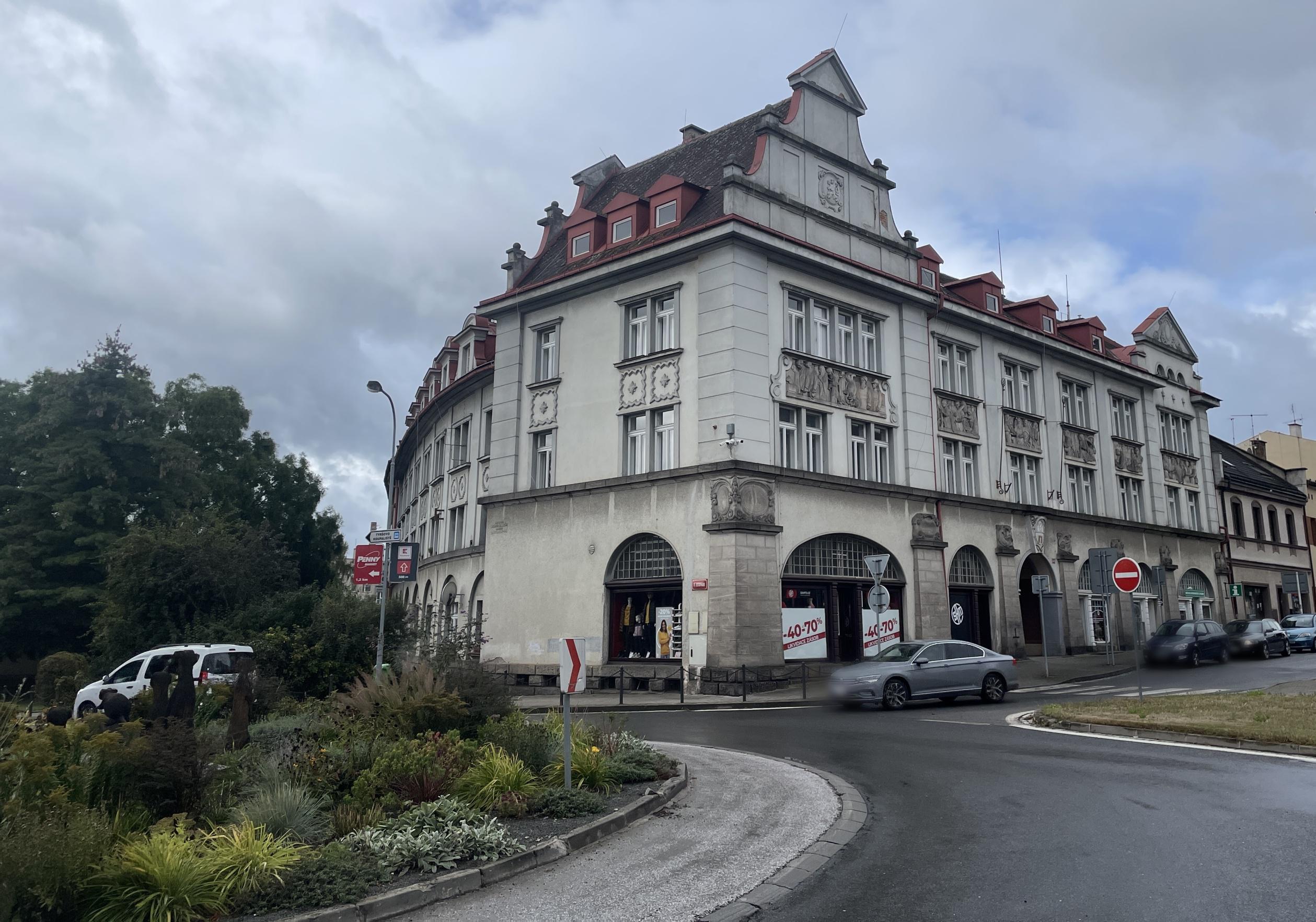 Městské informační centrum Dvůr Králové nad Labem foto 5