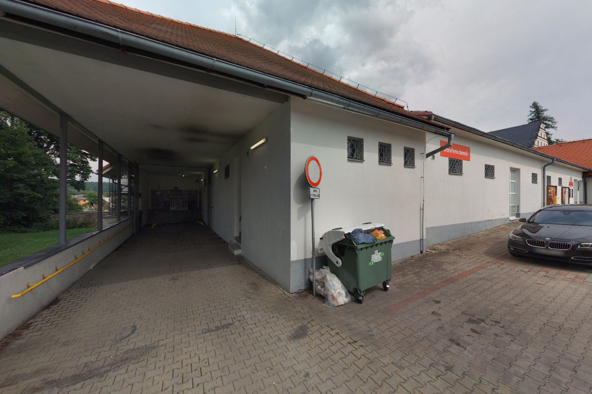 Krušnohorské uzeniny J + J Radoš, s.r.o.