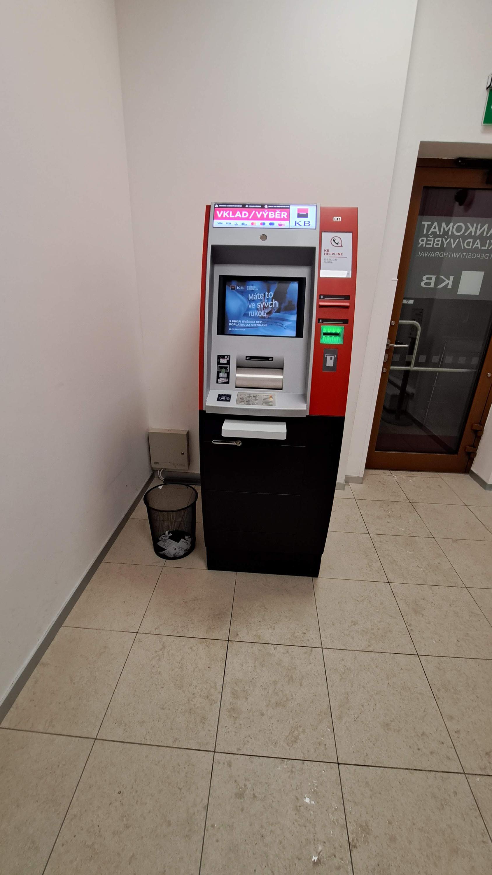 Bankomat Komerční banky foto 2