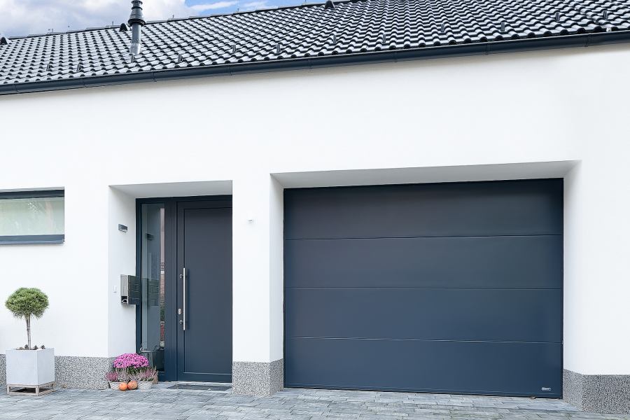 Sekční garážová vrata Trido