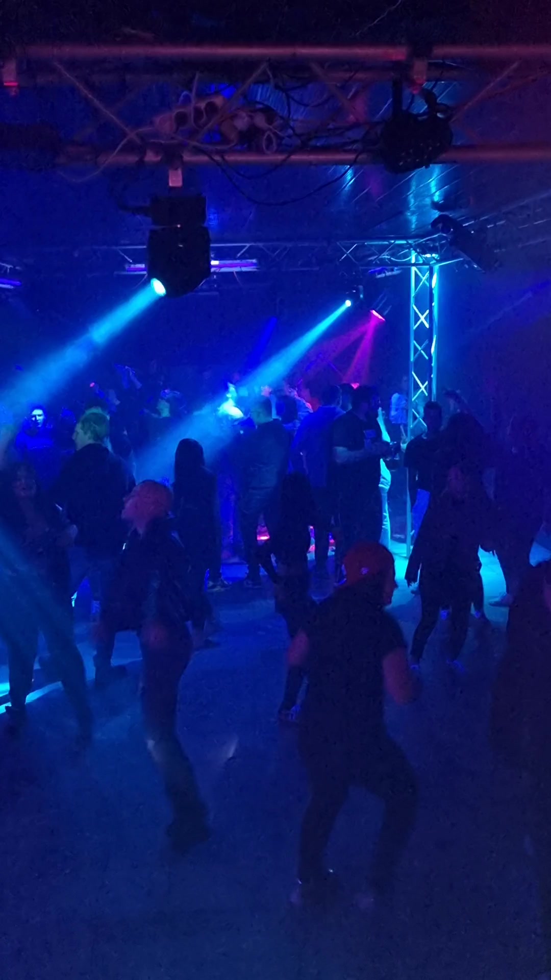 Disco Club Shabo foto 2 (náhled videa)