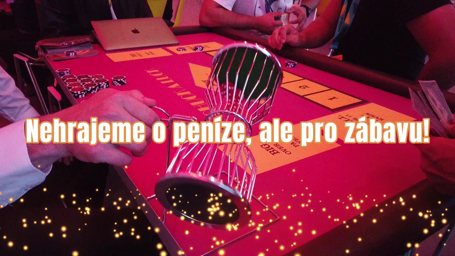 Mobilní Casino - Mobilní Karbaníci foto 2 (náhled videa)