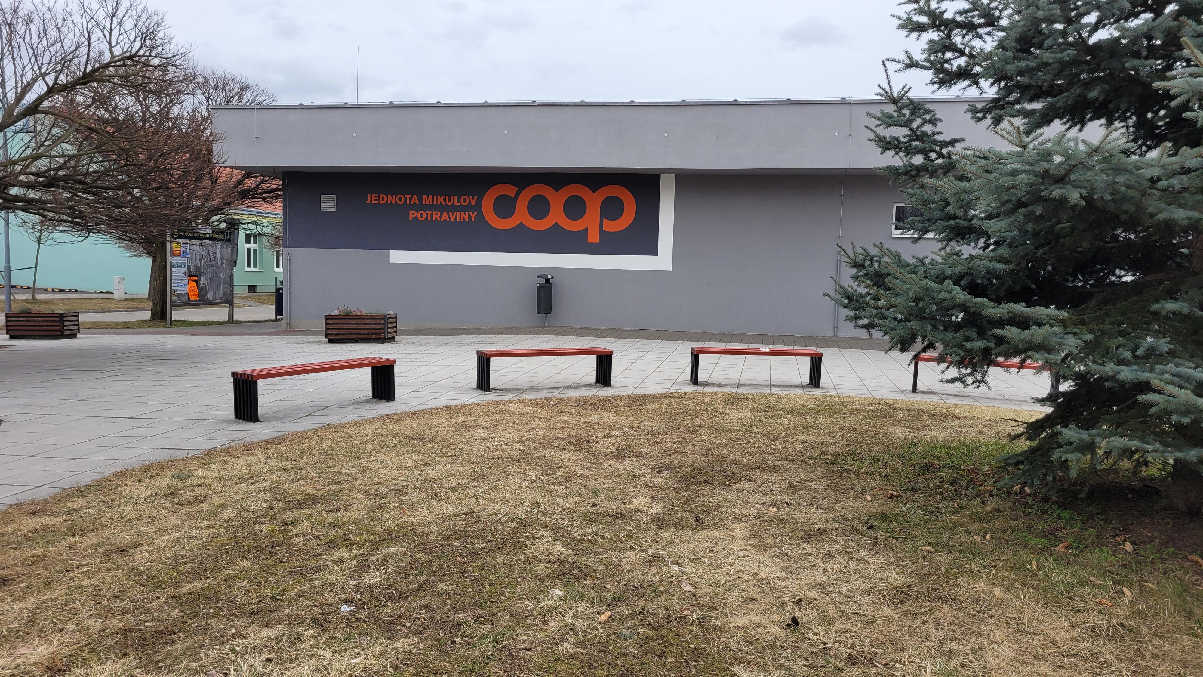 COOP - Jednota, spotřební družstvo v Mikulově foto 2