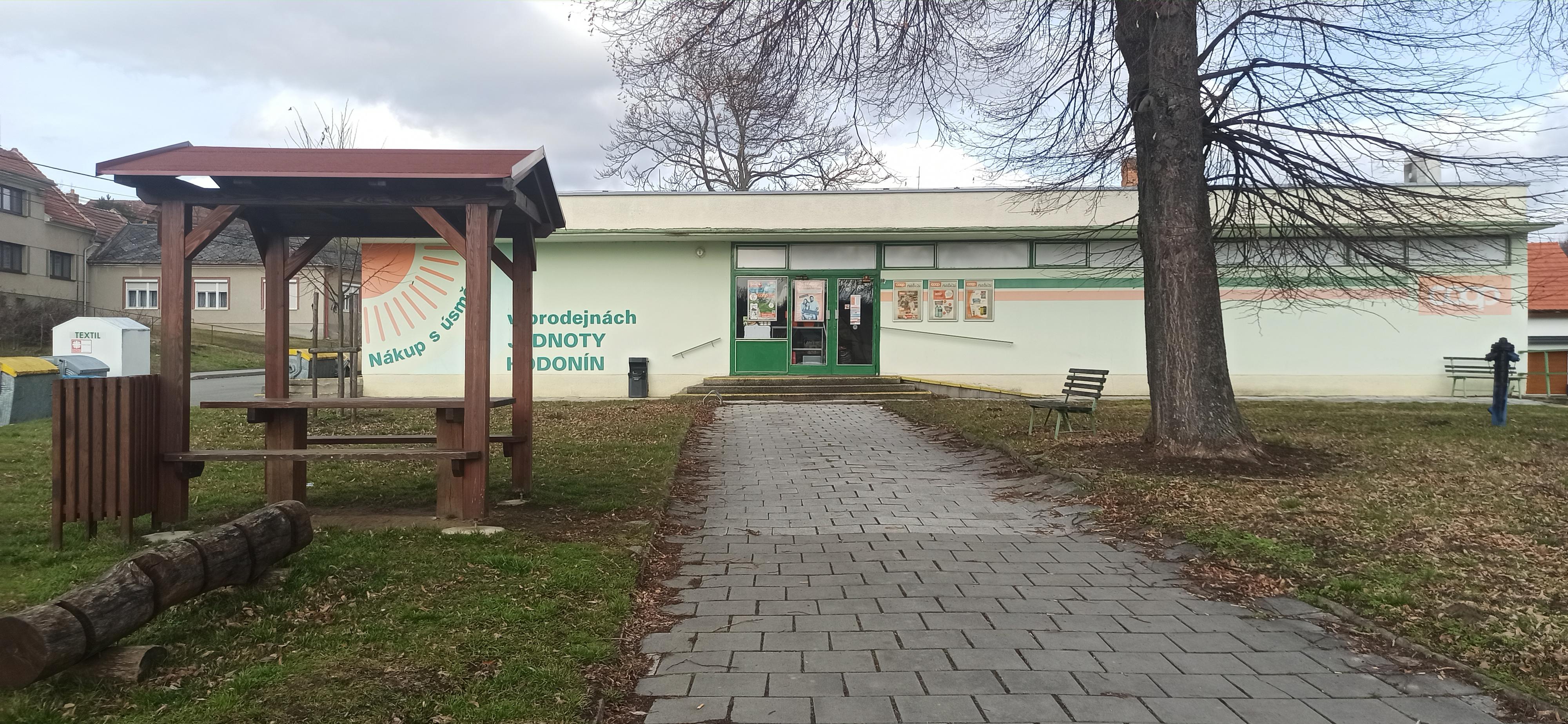 Jednota, spotřební družstvo v Hodoníně - COOP foto 2