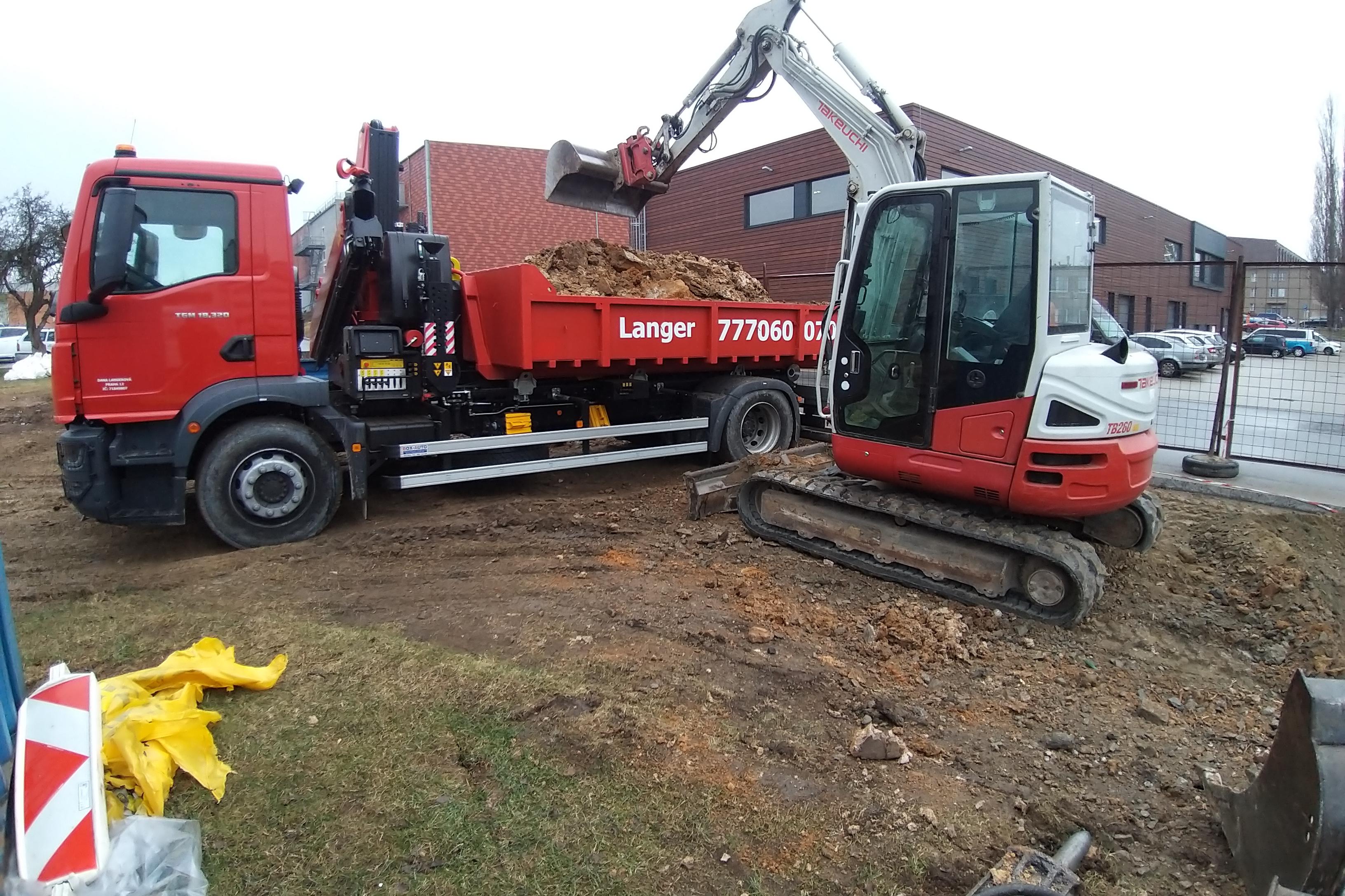 ZEMNÍ PRÁCE LANGER