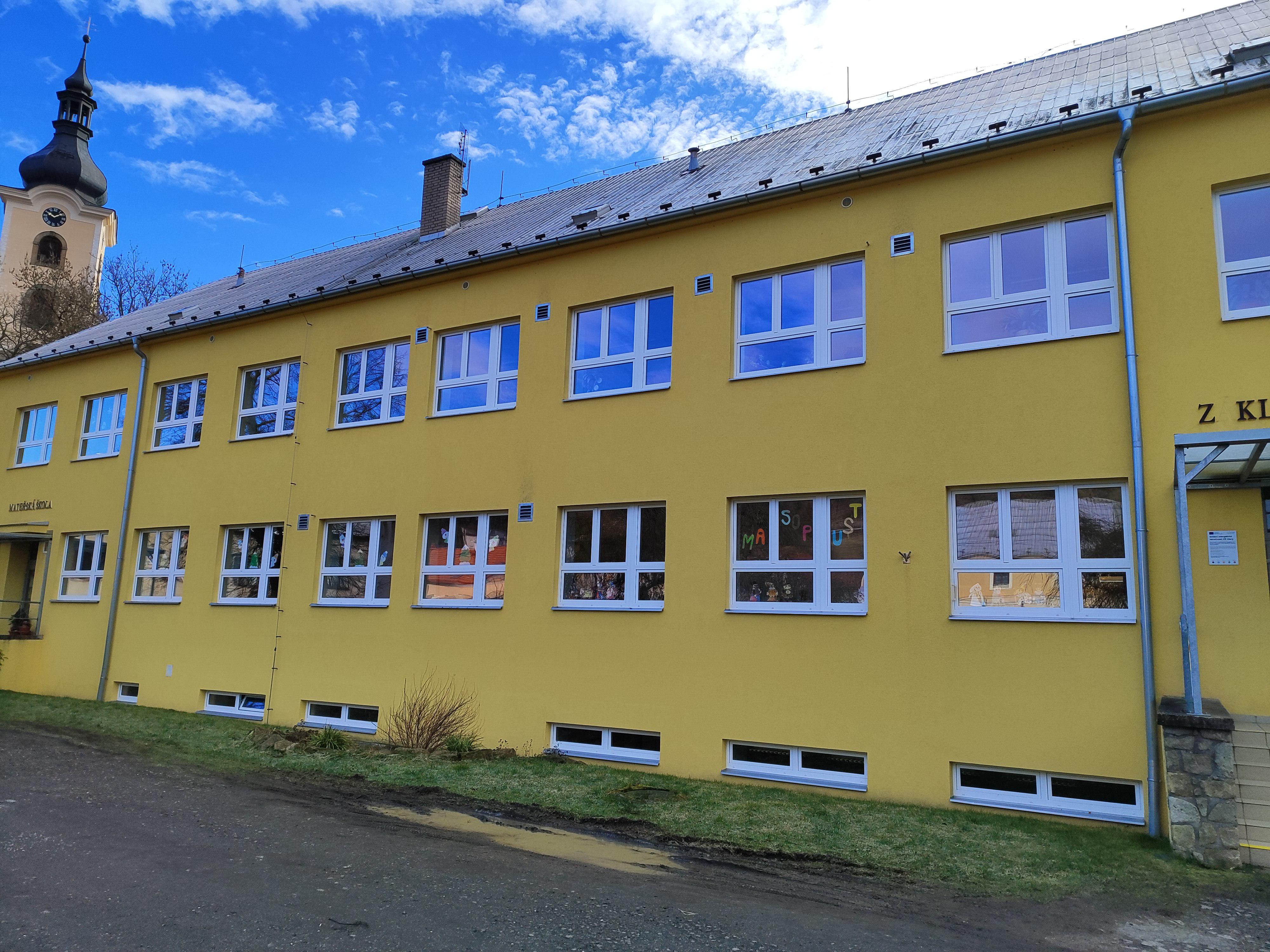 Základní škola a Mateřská škola Úterý, okres Plzeň-sever foto 2