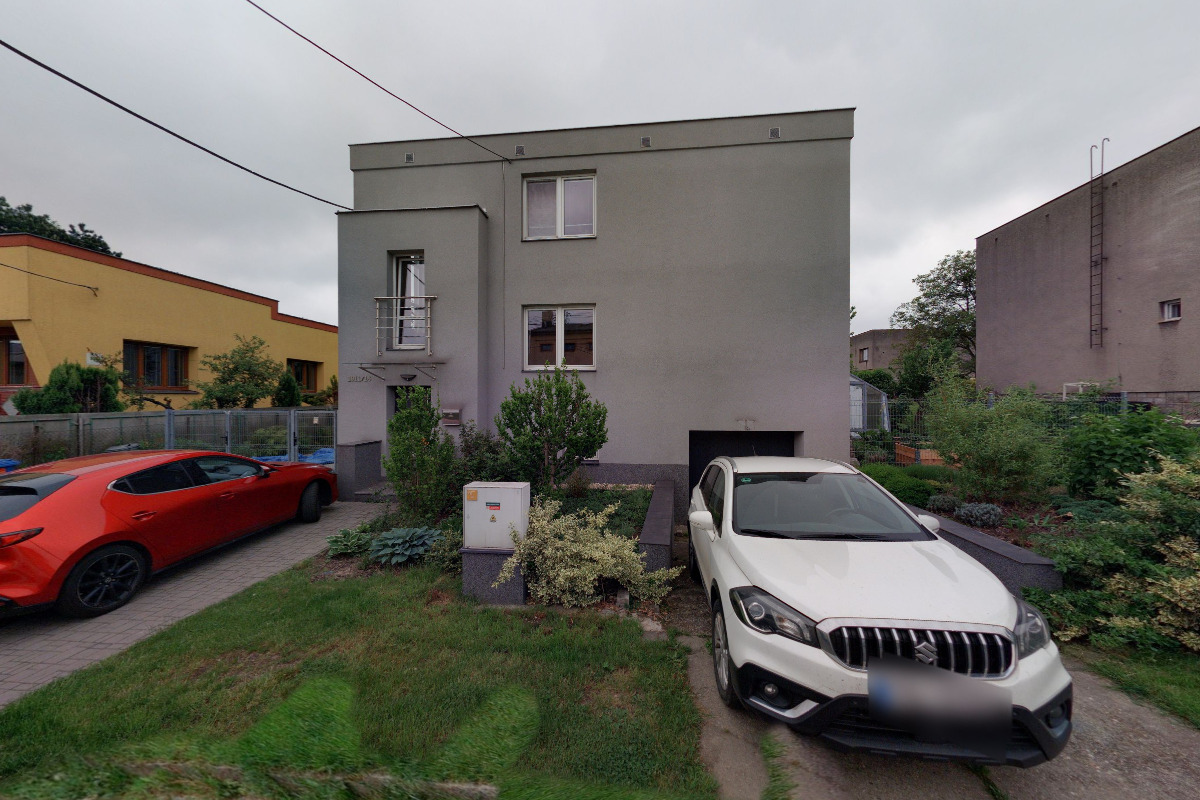 Crux consulting s.r.o.