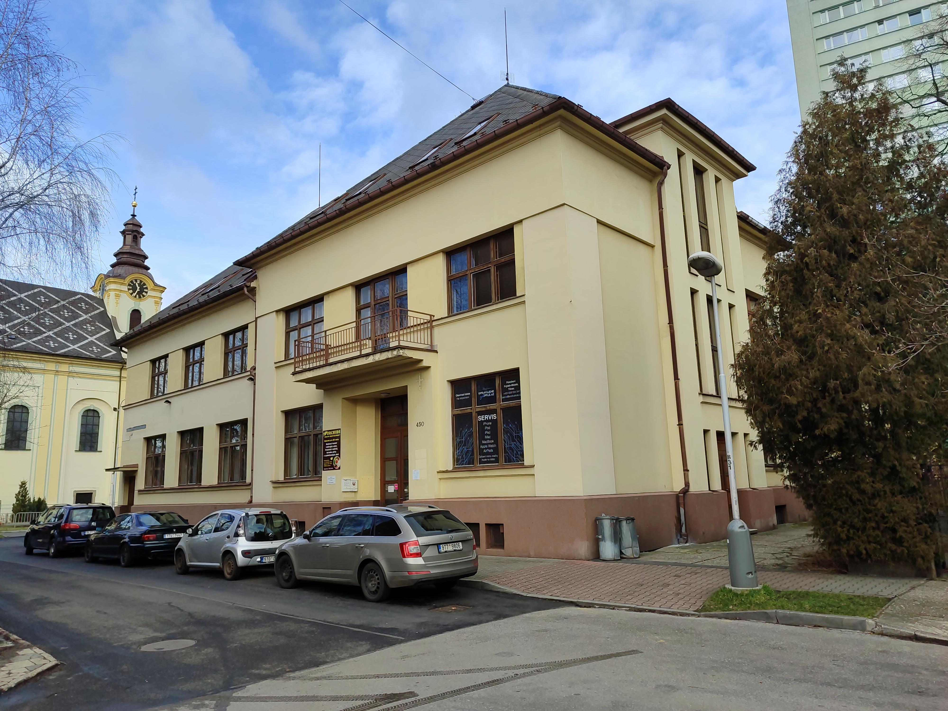 Katolický lidový dům v Místku z.s. foto 3