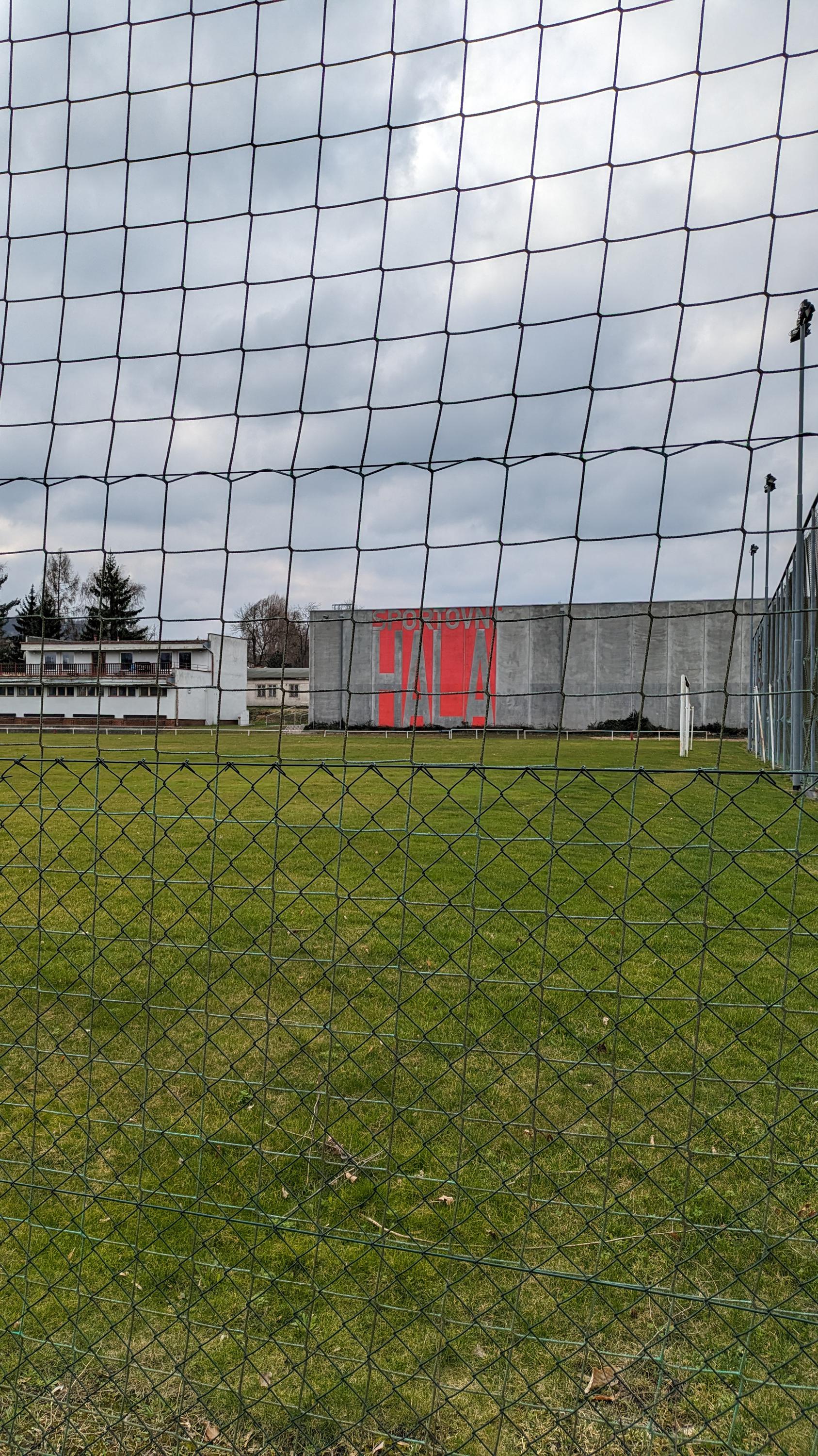 Sportovní hala Hodkovice nad Mohelkou - fotbalové hřiště foto 1