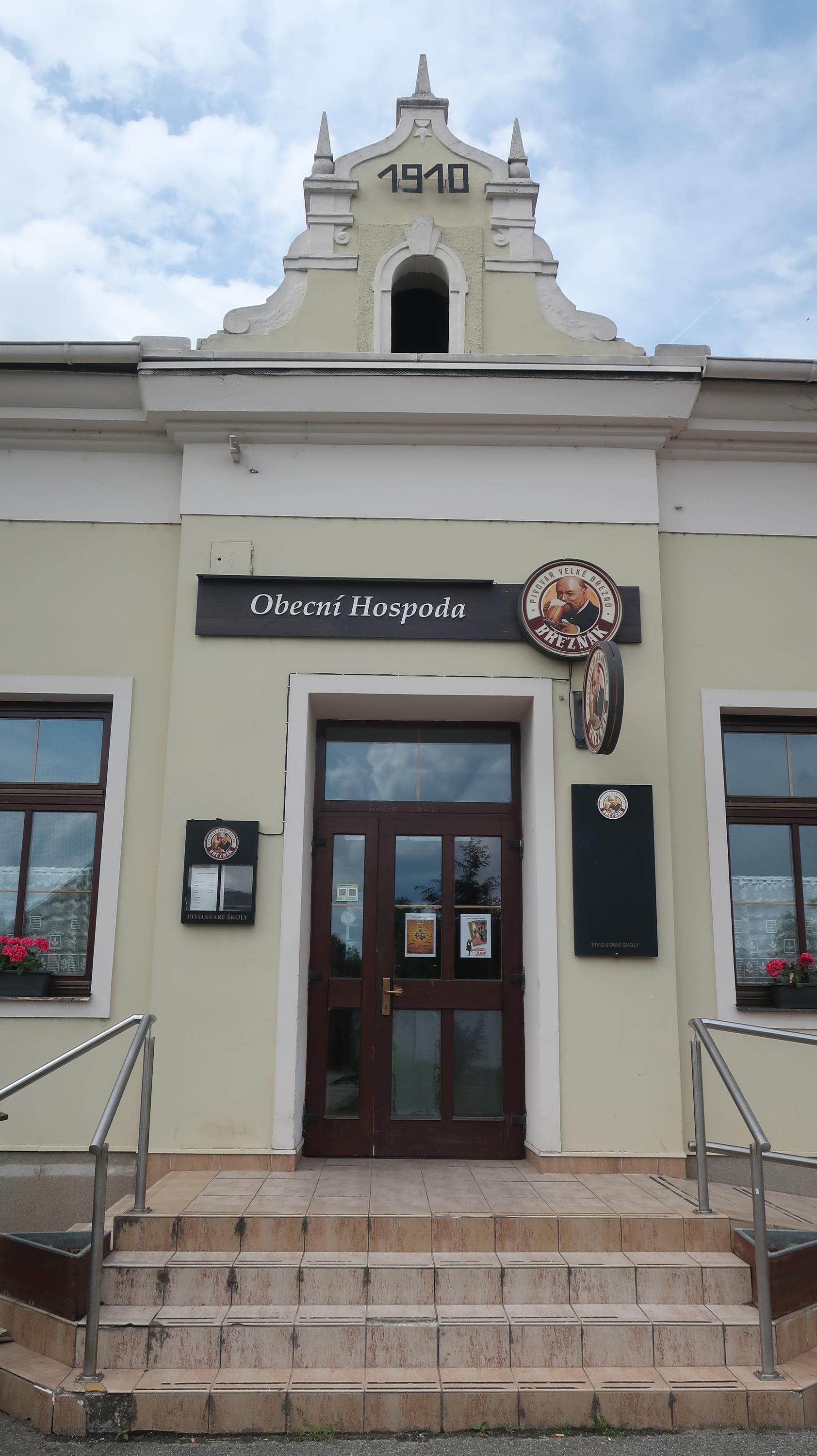 Obecní hospoda Hrušky foto 3