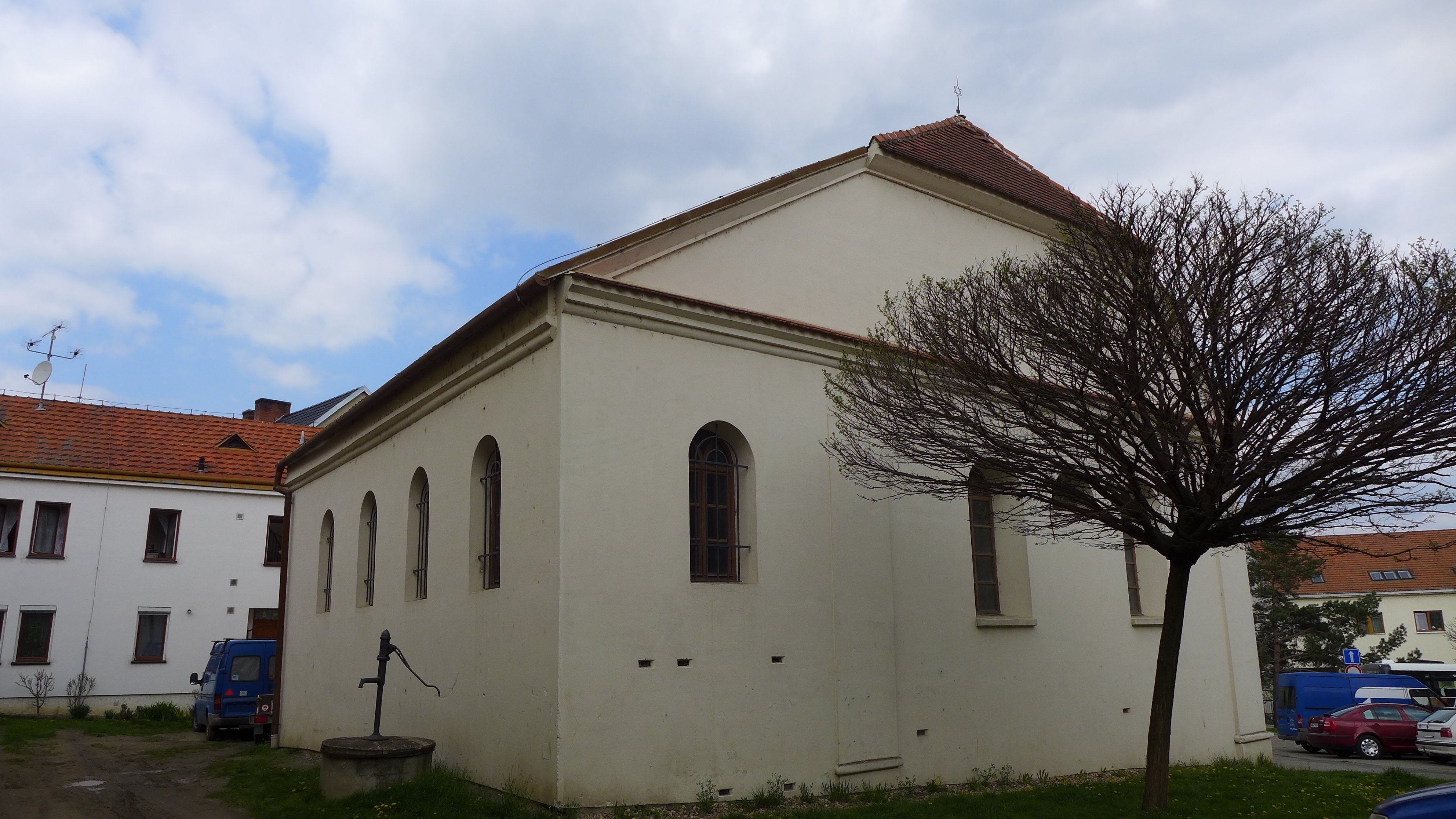 Synagoga Dolní Kounice foto 3