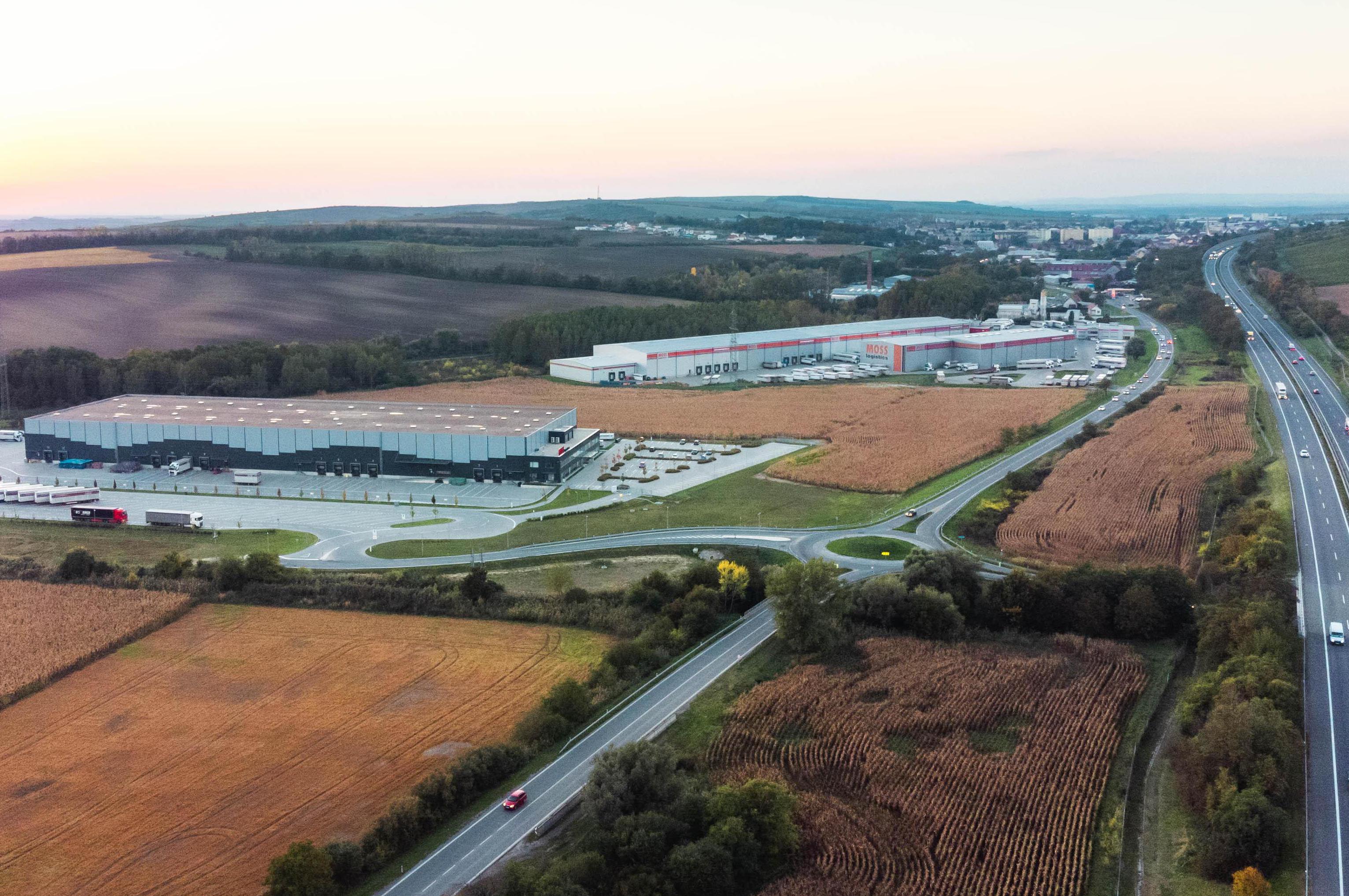 MOSS logistics - Terminal 2