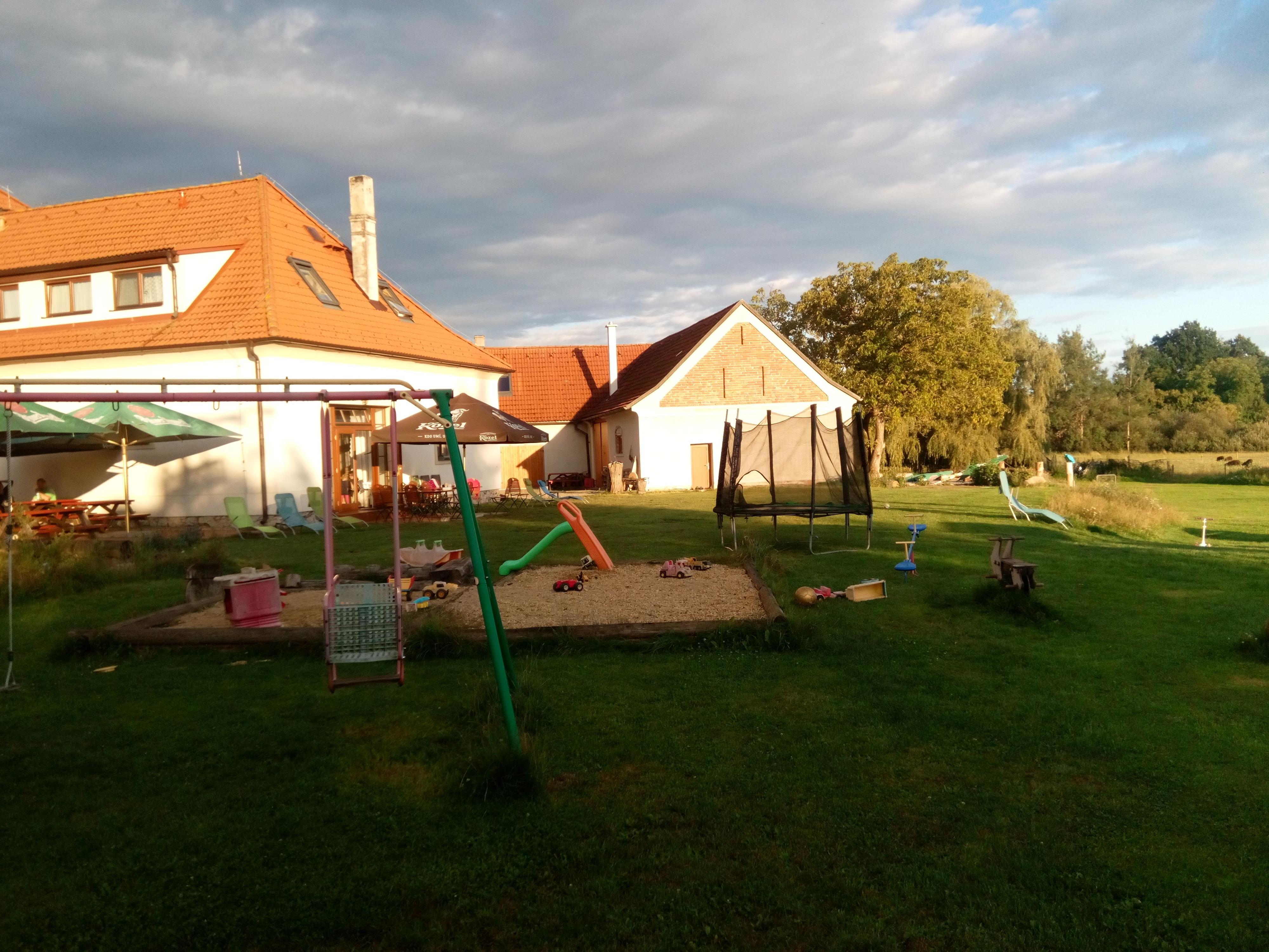 Penzion a restaurace Myslivna foto 4