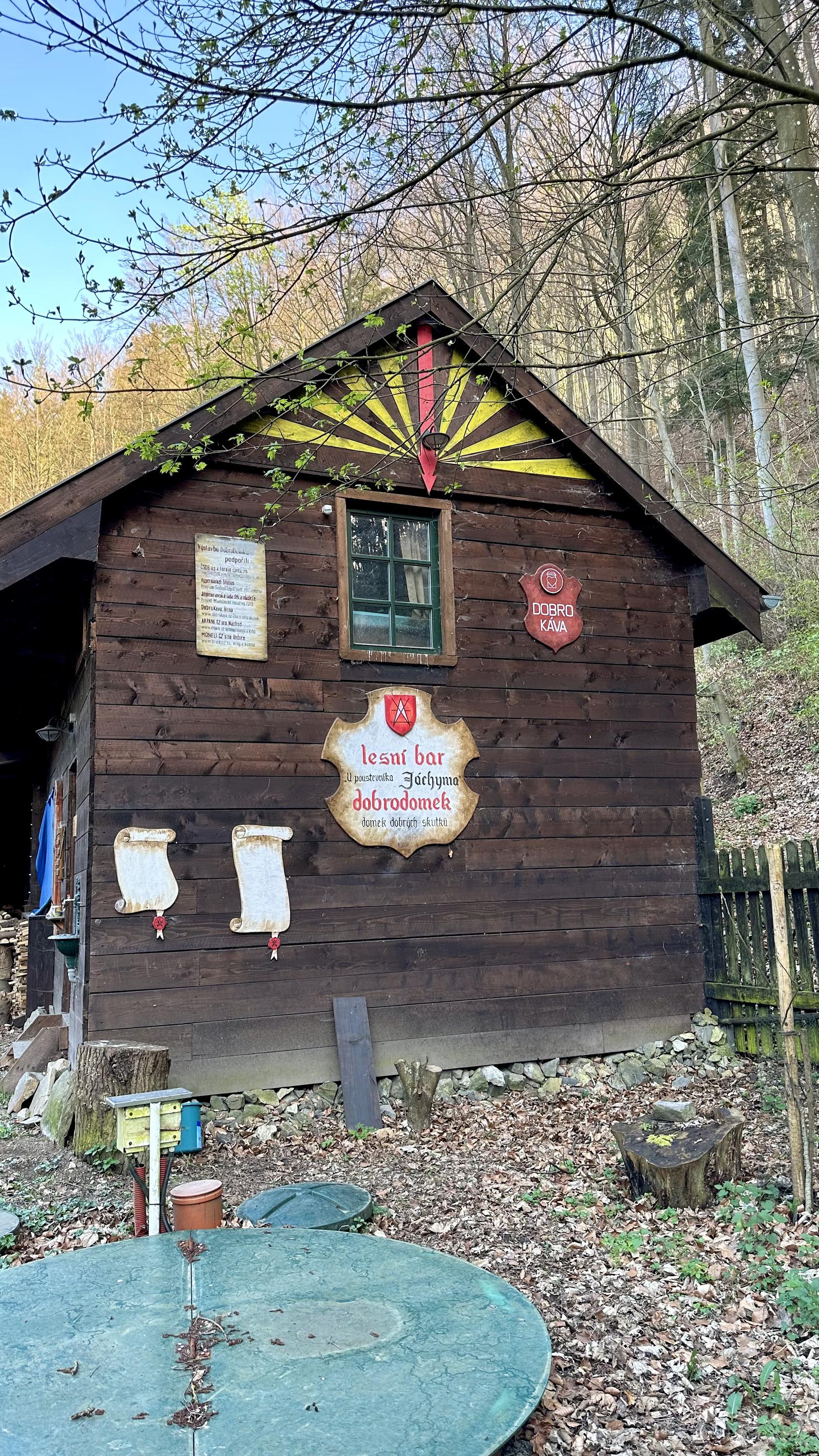 Lesní bar U poustevníka Jáchyma foto 3