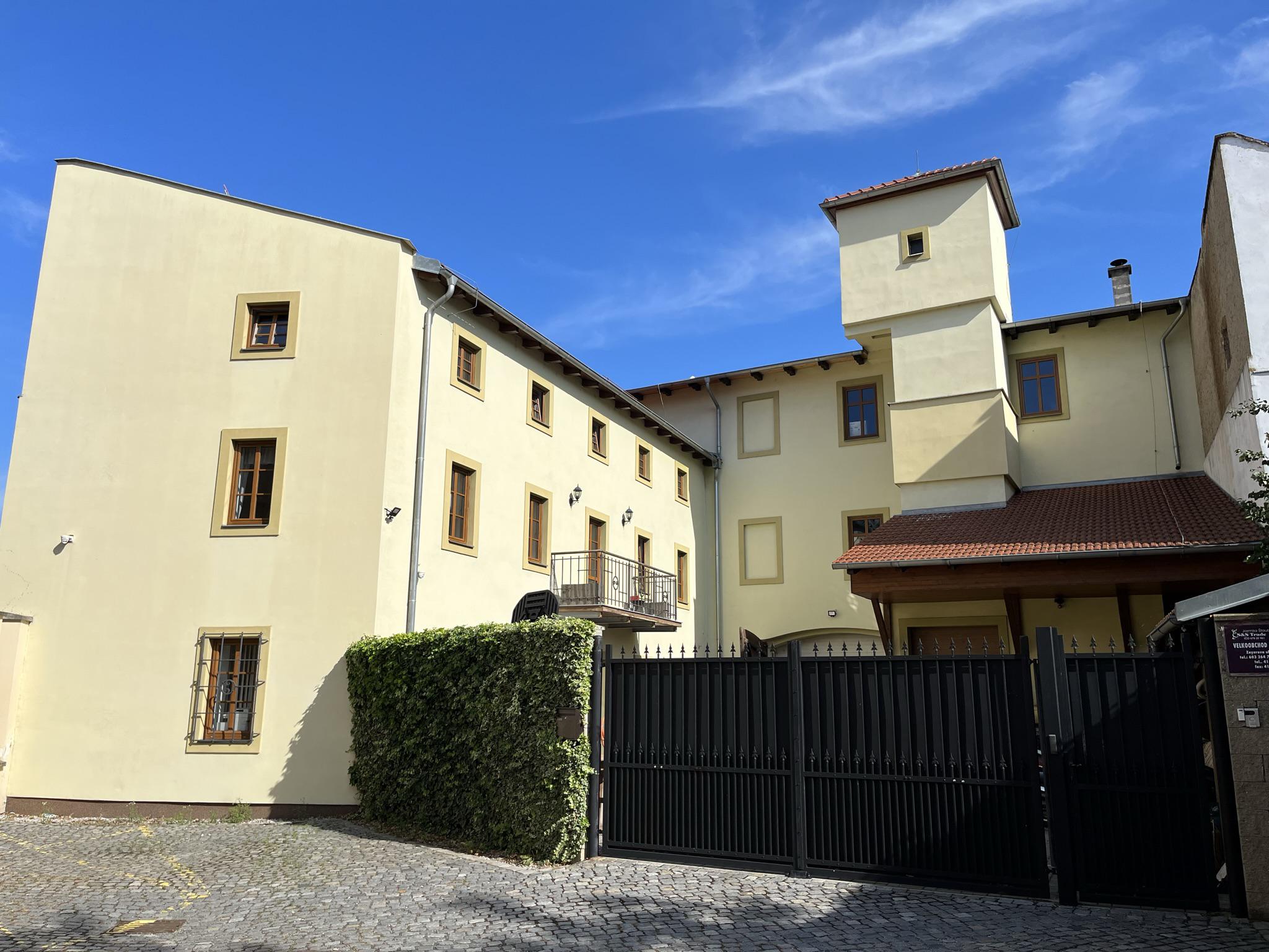 Křížova vila foto 3