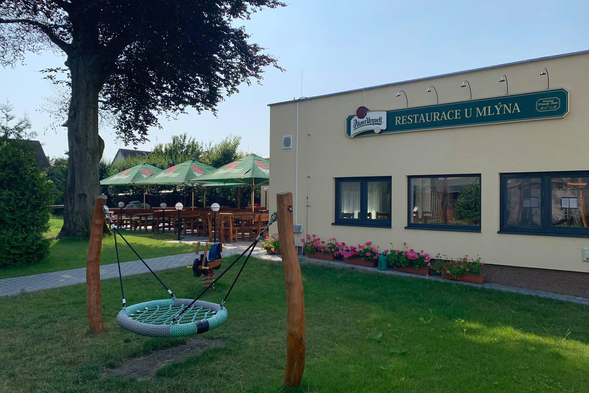 Restaurace ROXBURY U Mlýna