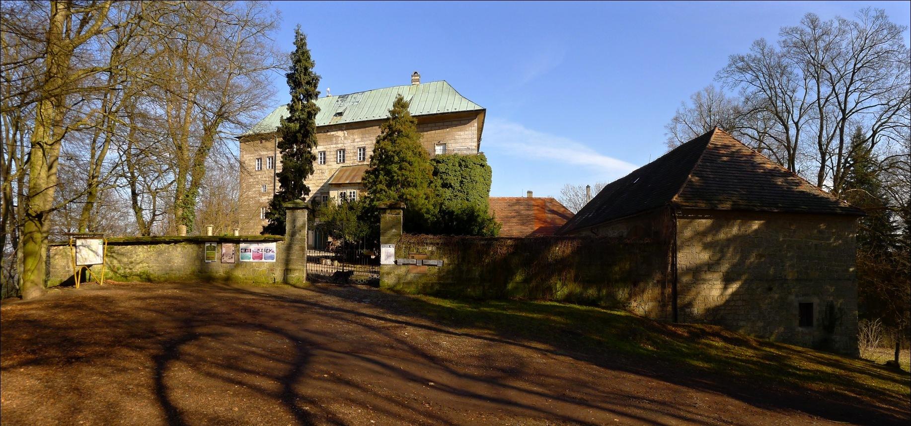 Hrad Houska foto 3