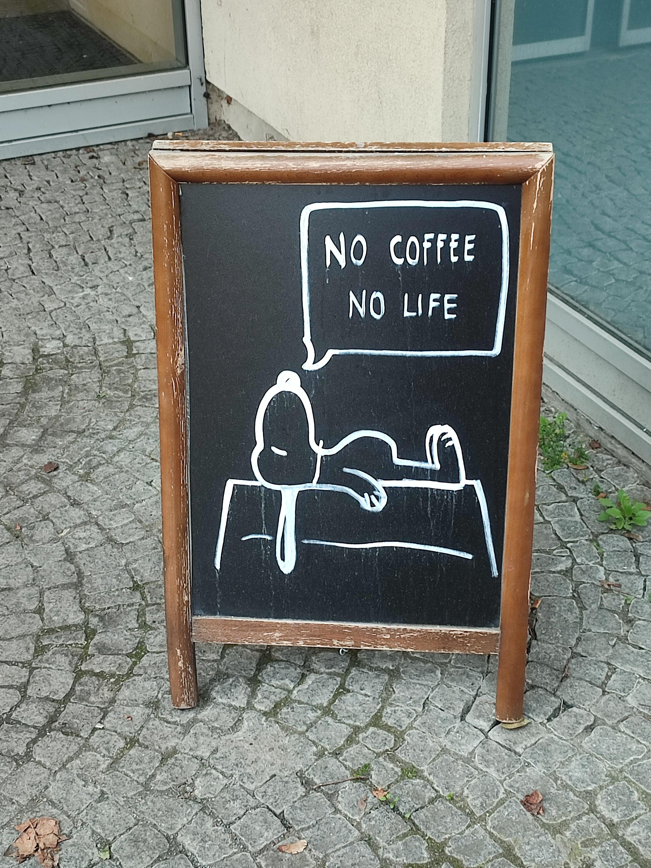 Head Shot Coffee foto 6