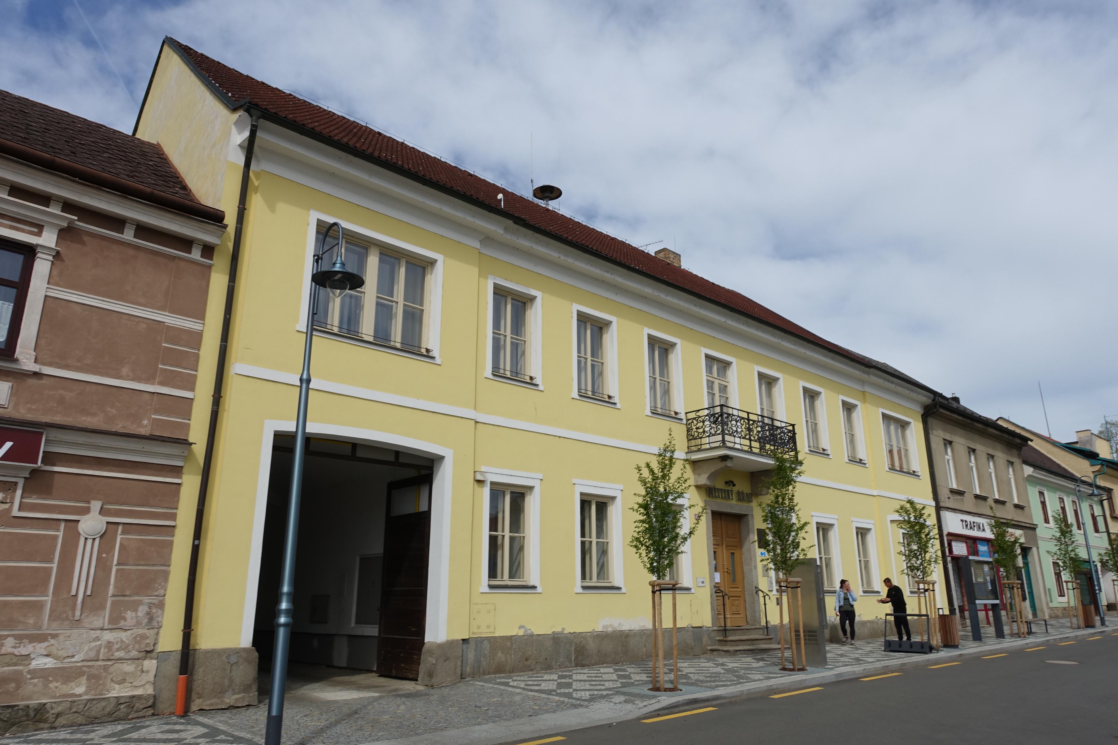 Městský úřad Sedlec-Prčice foto 2