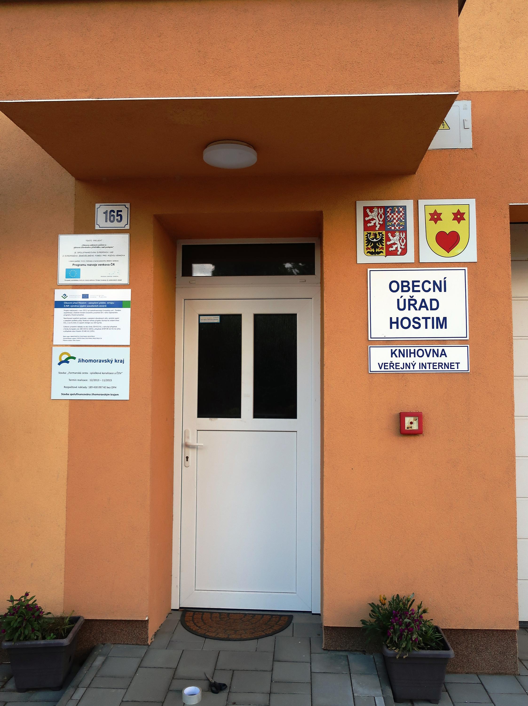 Hostim - obecní úřad foto 2