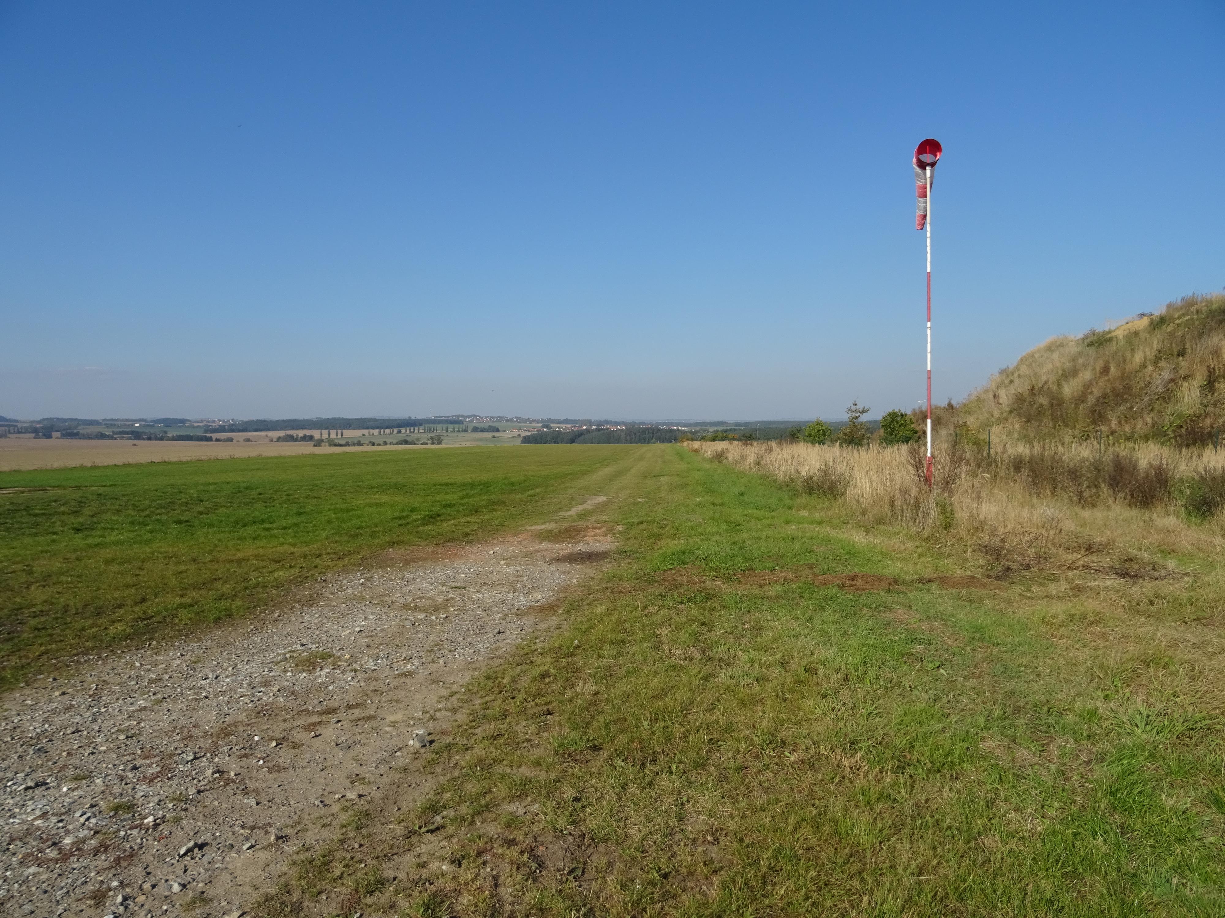 Letiště Želeč foto 4