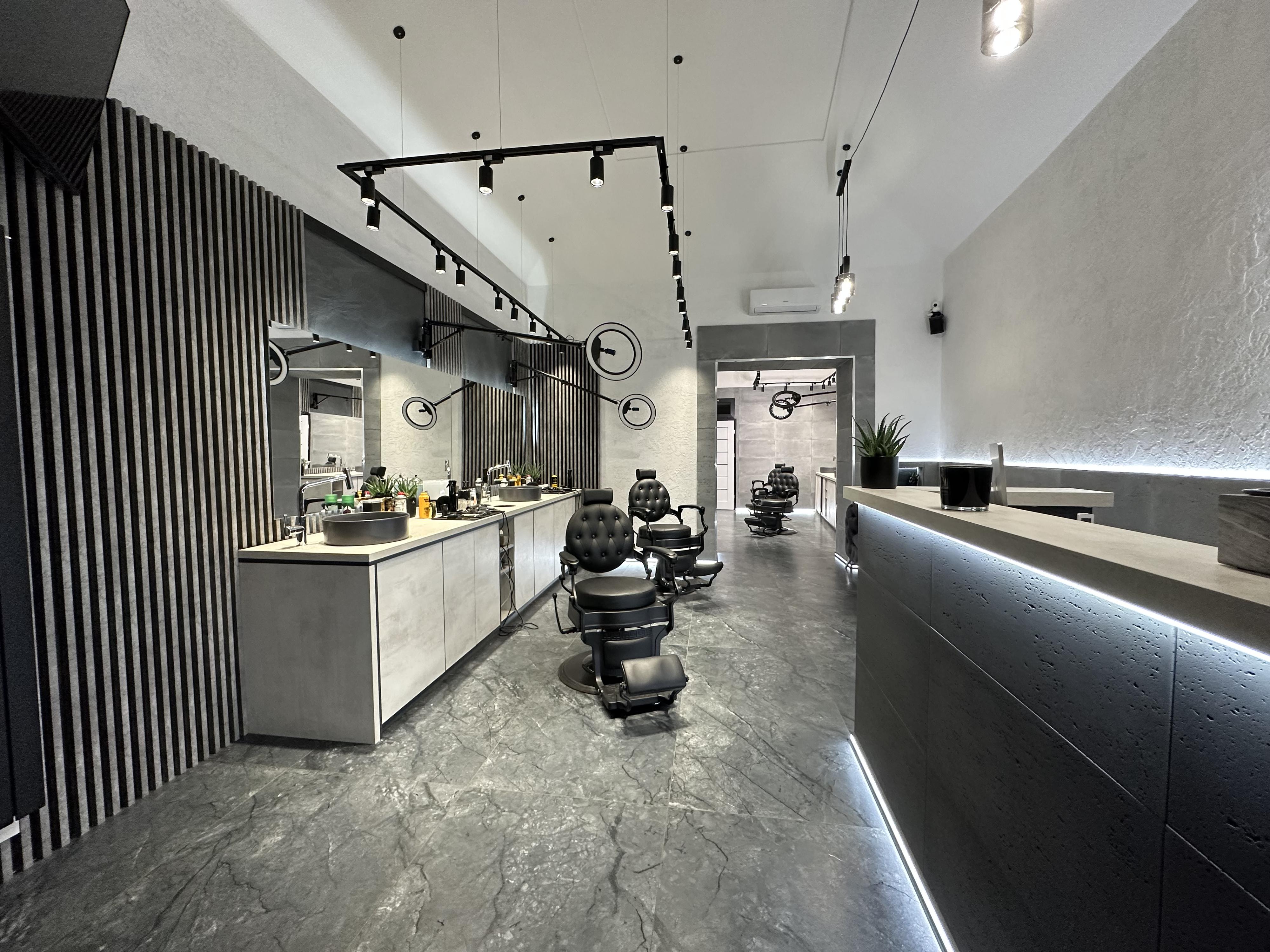 GLOW UP BARBER SHOP foto 2