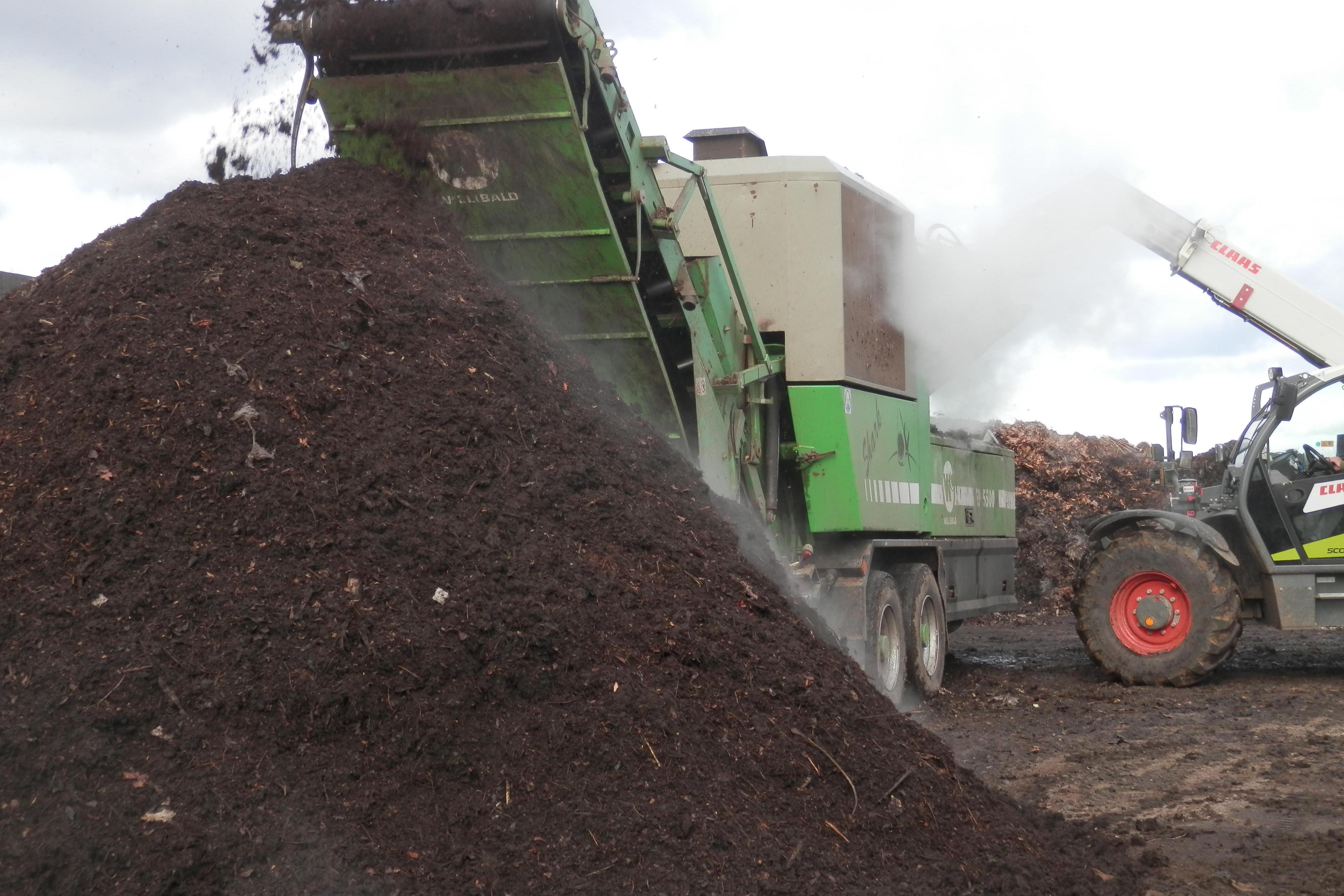 Doprava  4t zahradní zeminy  do 10 km zdarma.