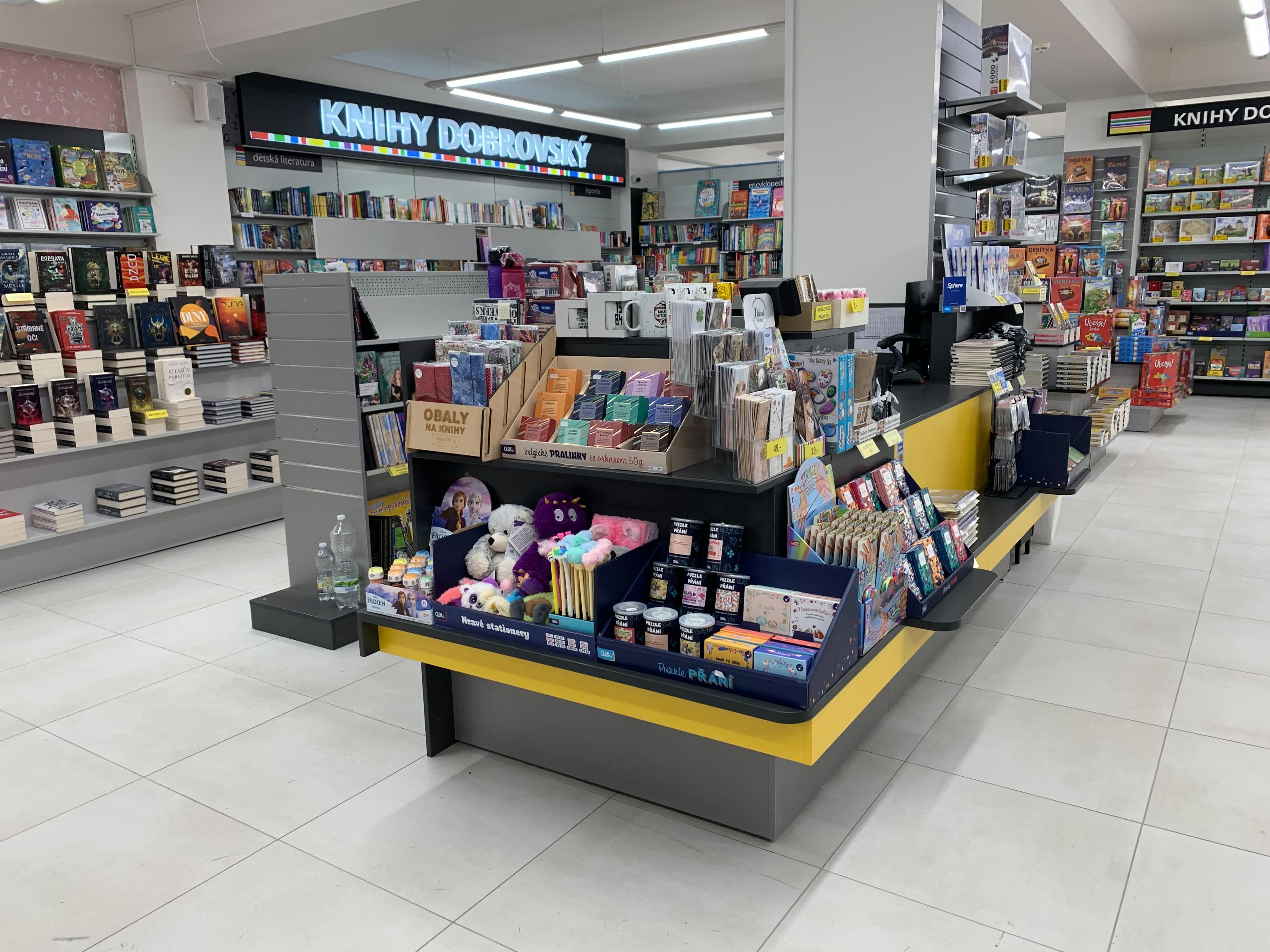 KNIHY DOBROVSKÝ foto 3