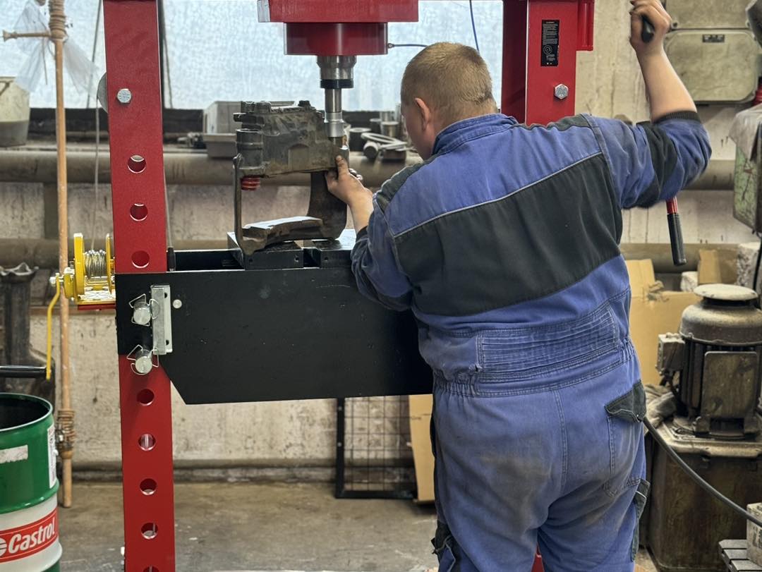 SB AUTOMOTIVE - TRUCK SERVIS foto 5