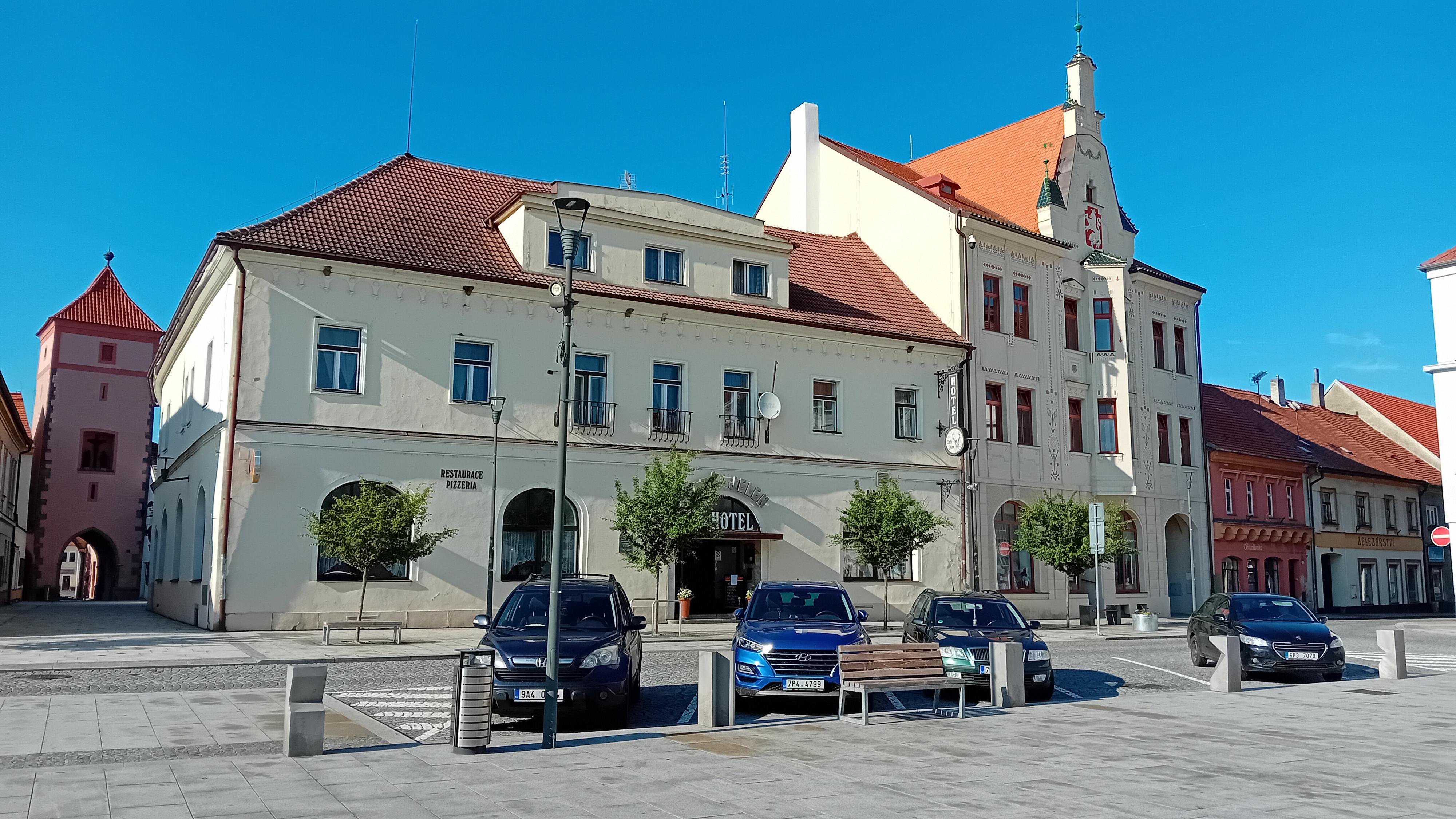 Hotel Zlatý Jelen foto 5