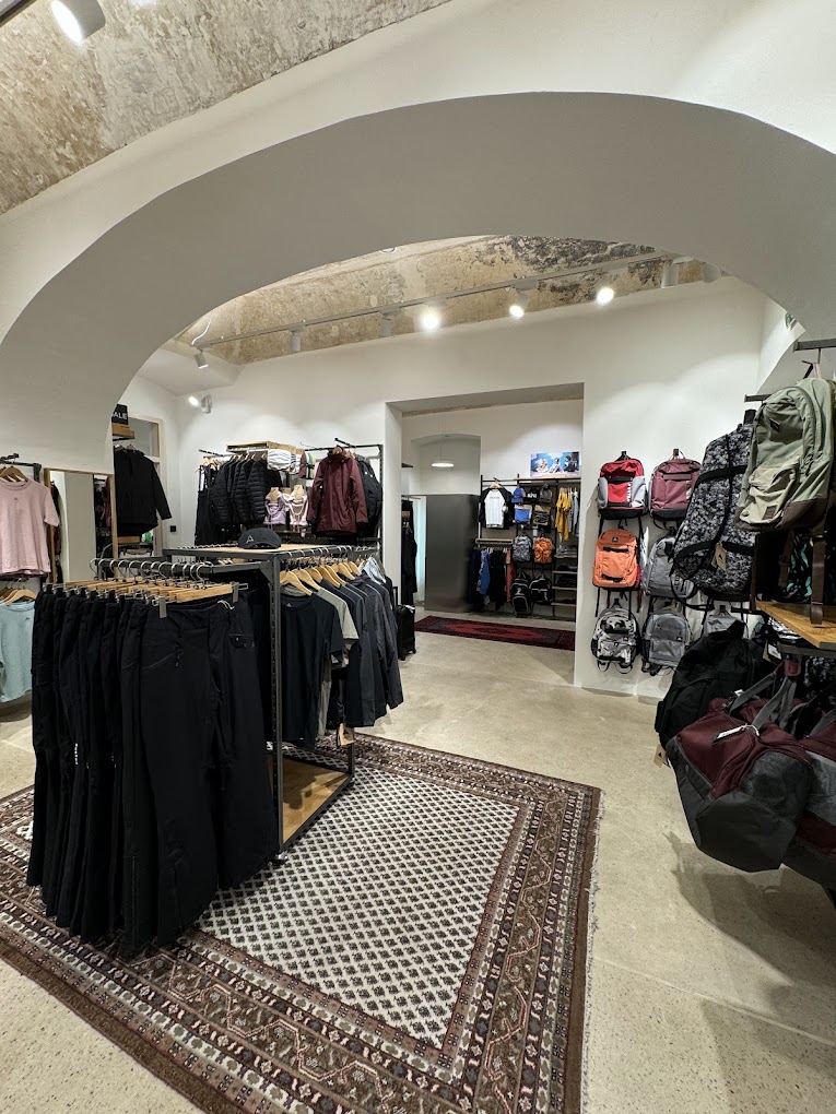 Burton Prague Store foto 2