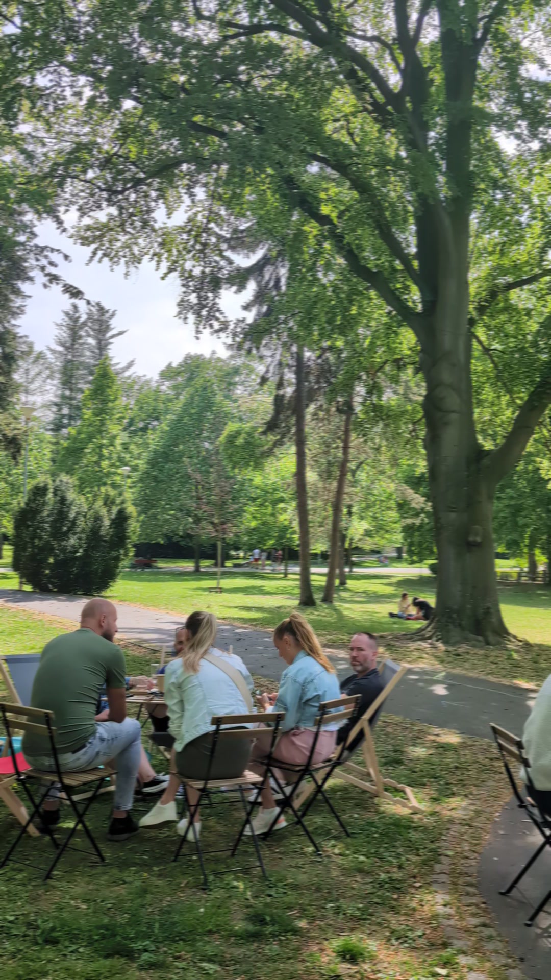 Bistro Park foto 2 (náhled videa)