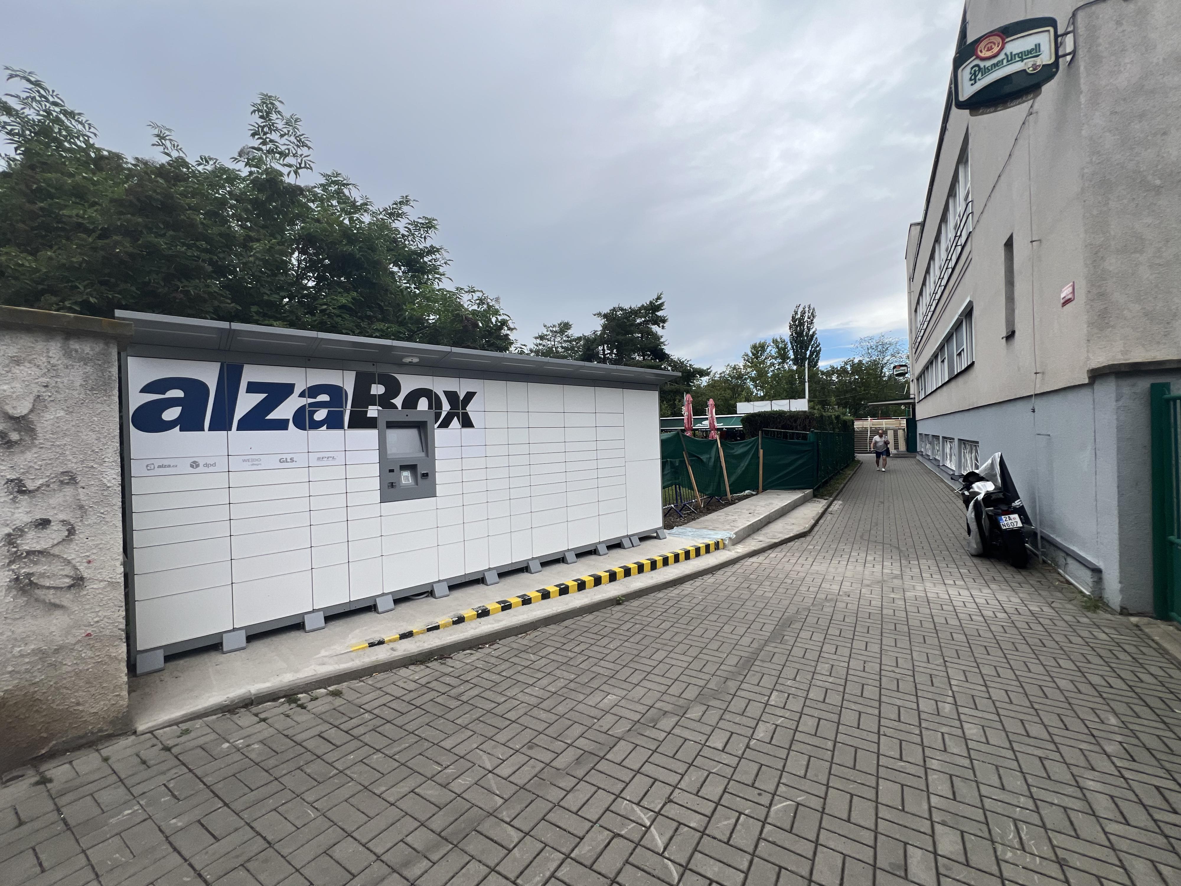 AlzaBox foto 3