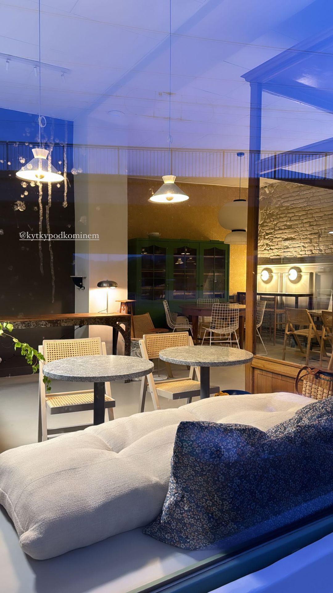 Kytky pod komínem foto 5