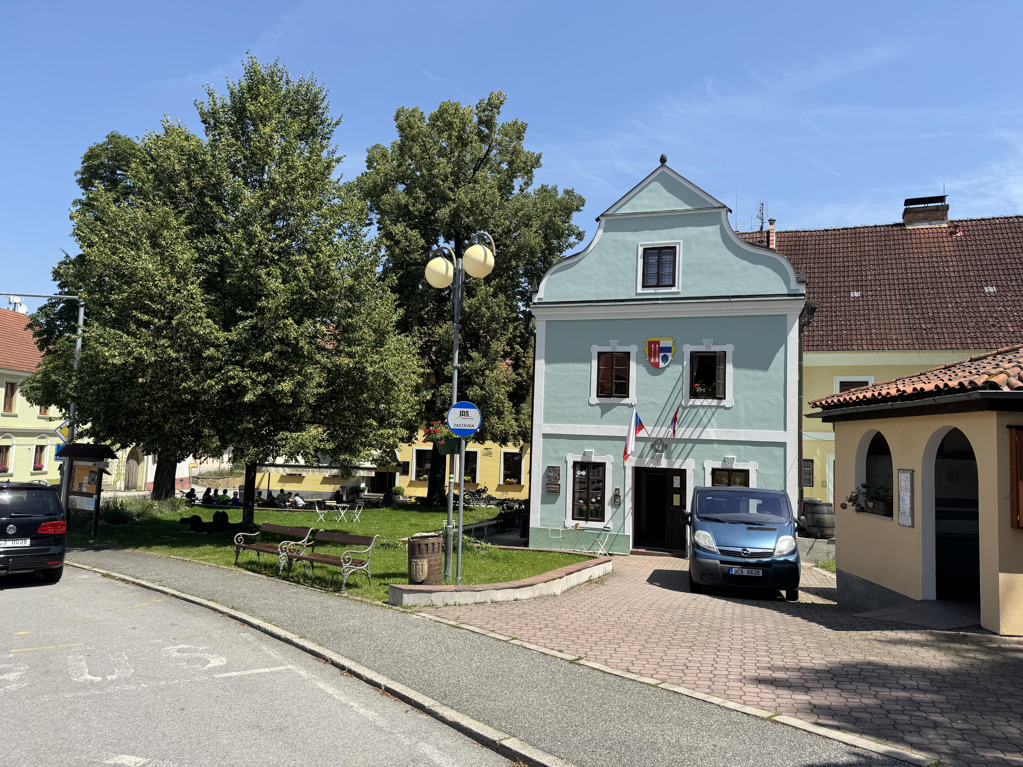 Římov - obecní úřad foto 4