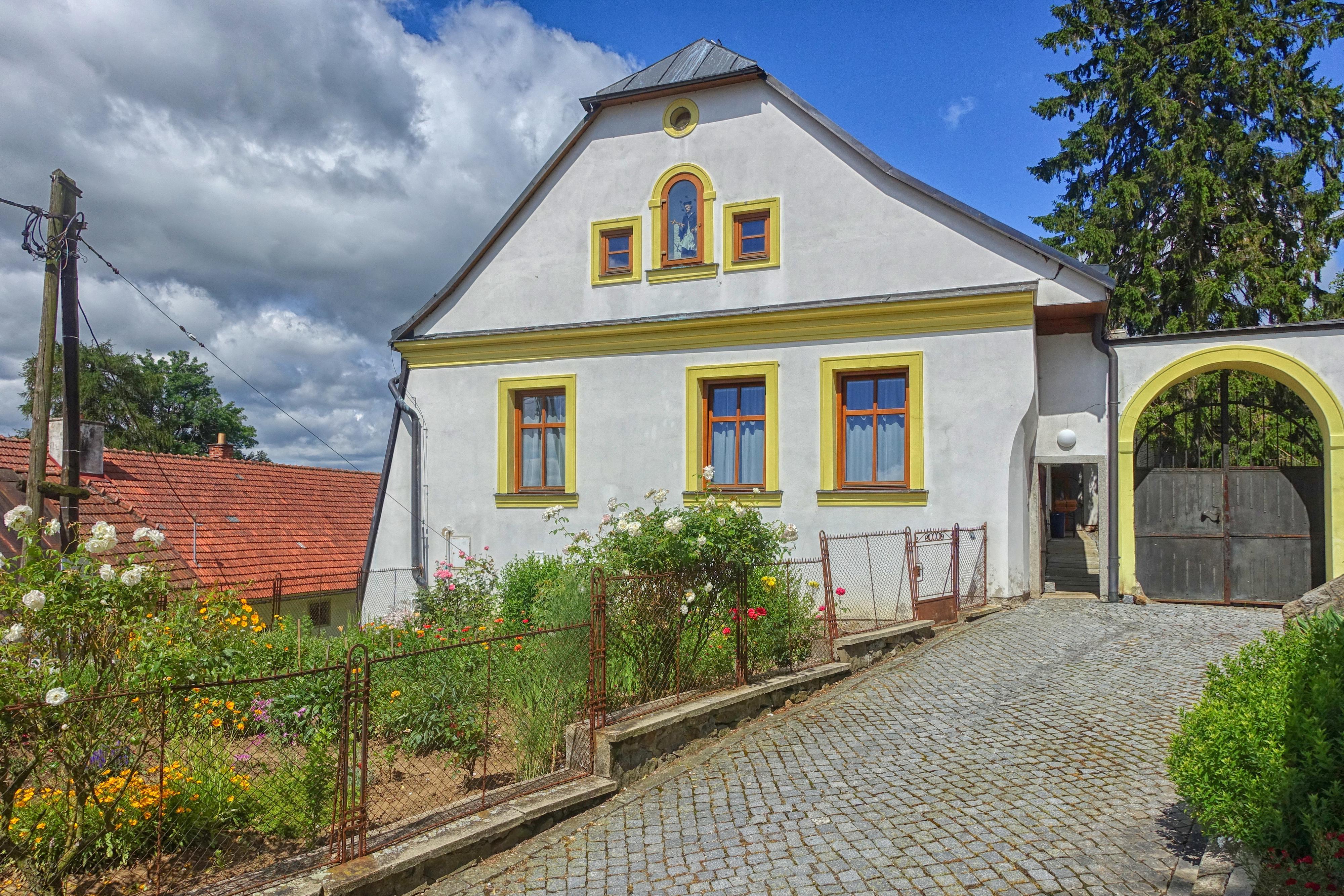 Římskokatolická farnost Netín foto 2