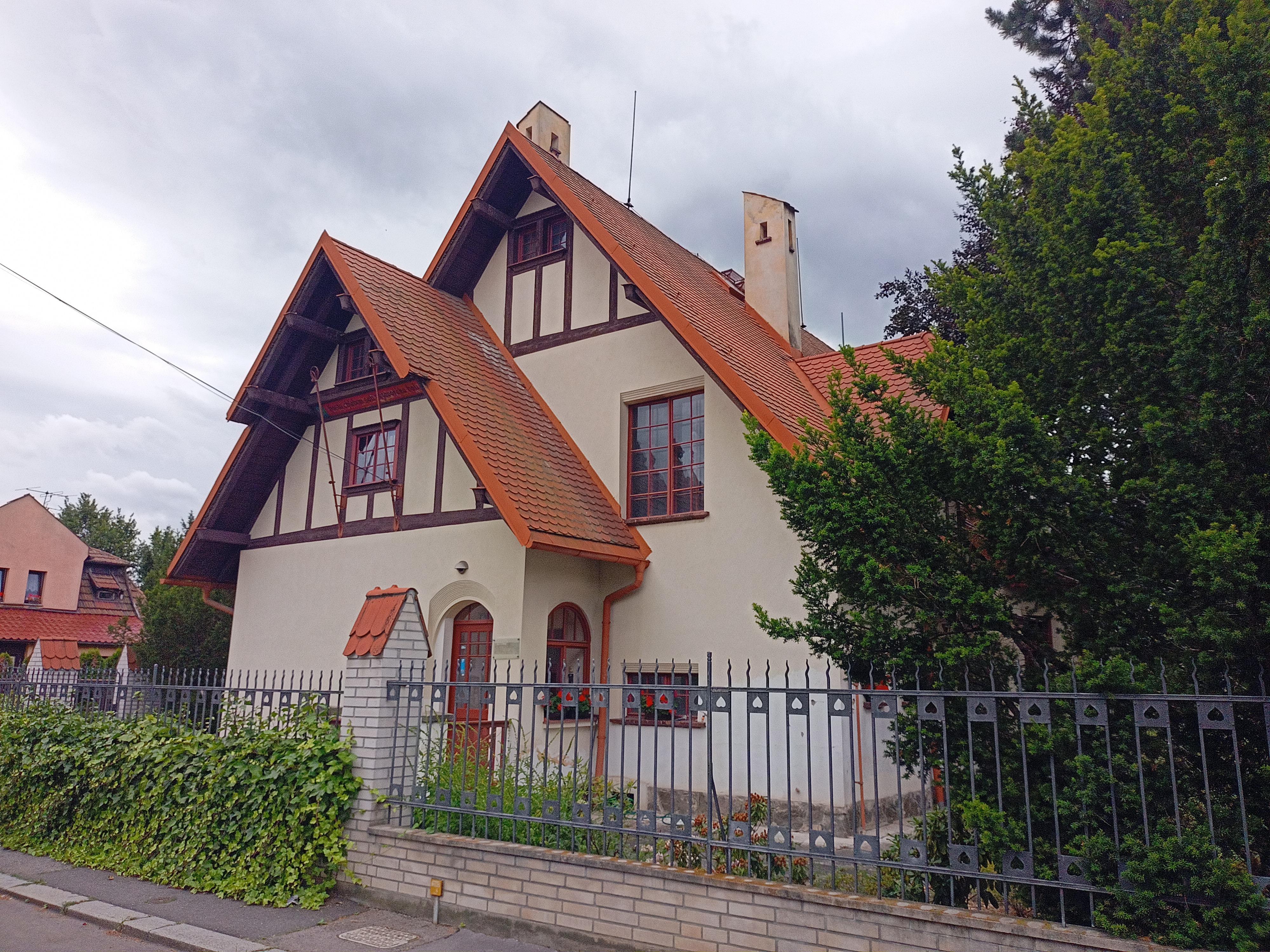 Trmalova vila foto 2