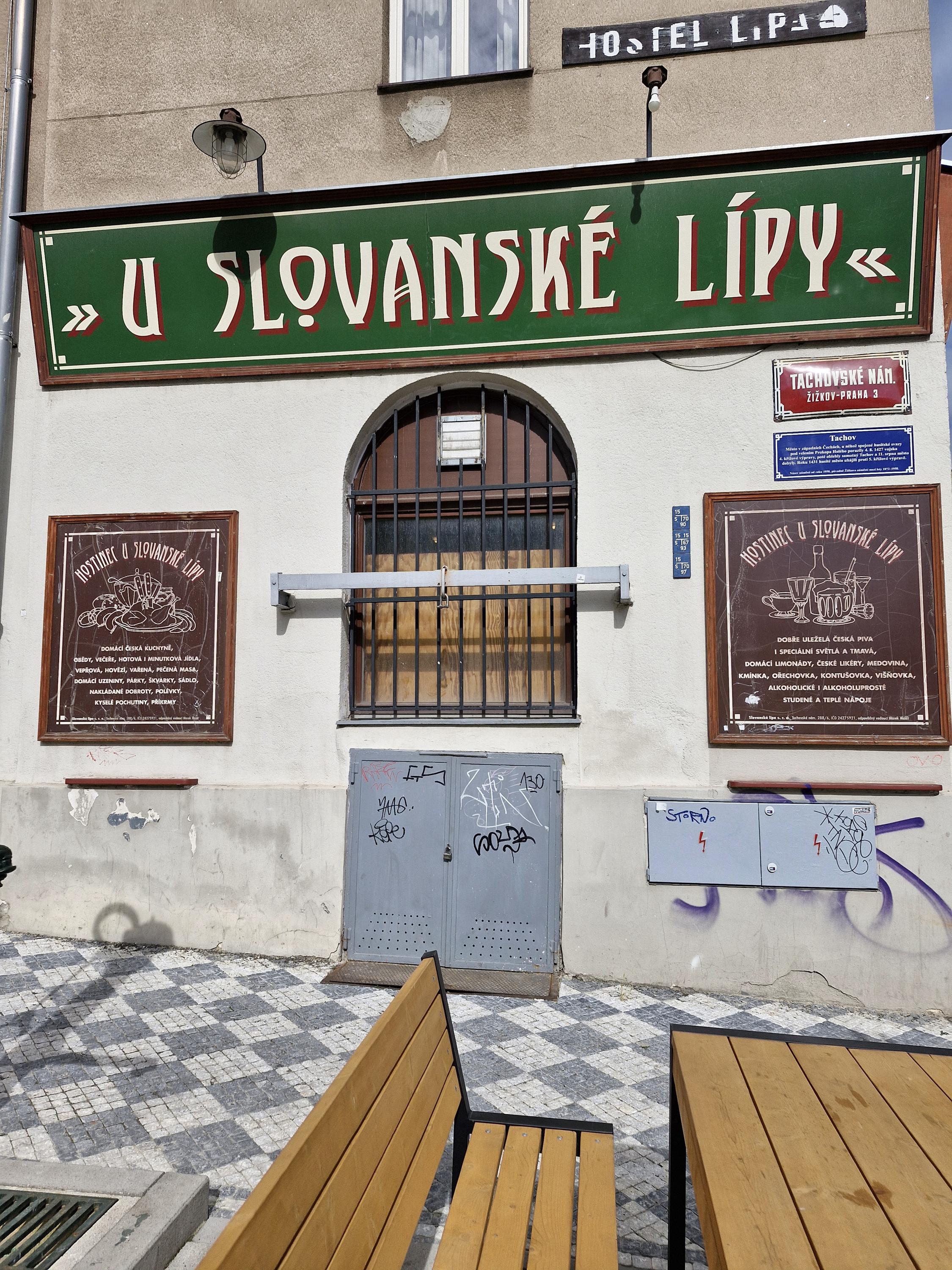 U Slovanské lípy foto 2